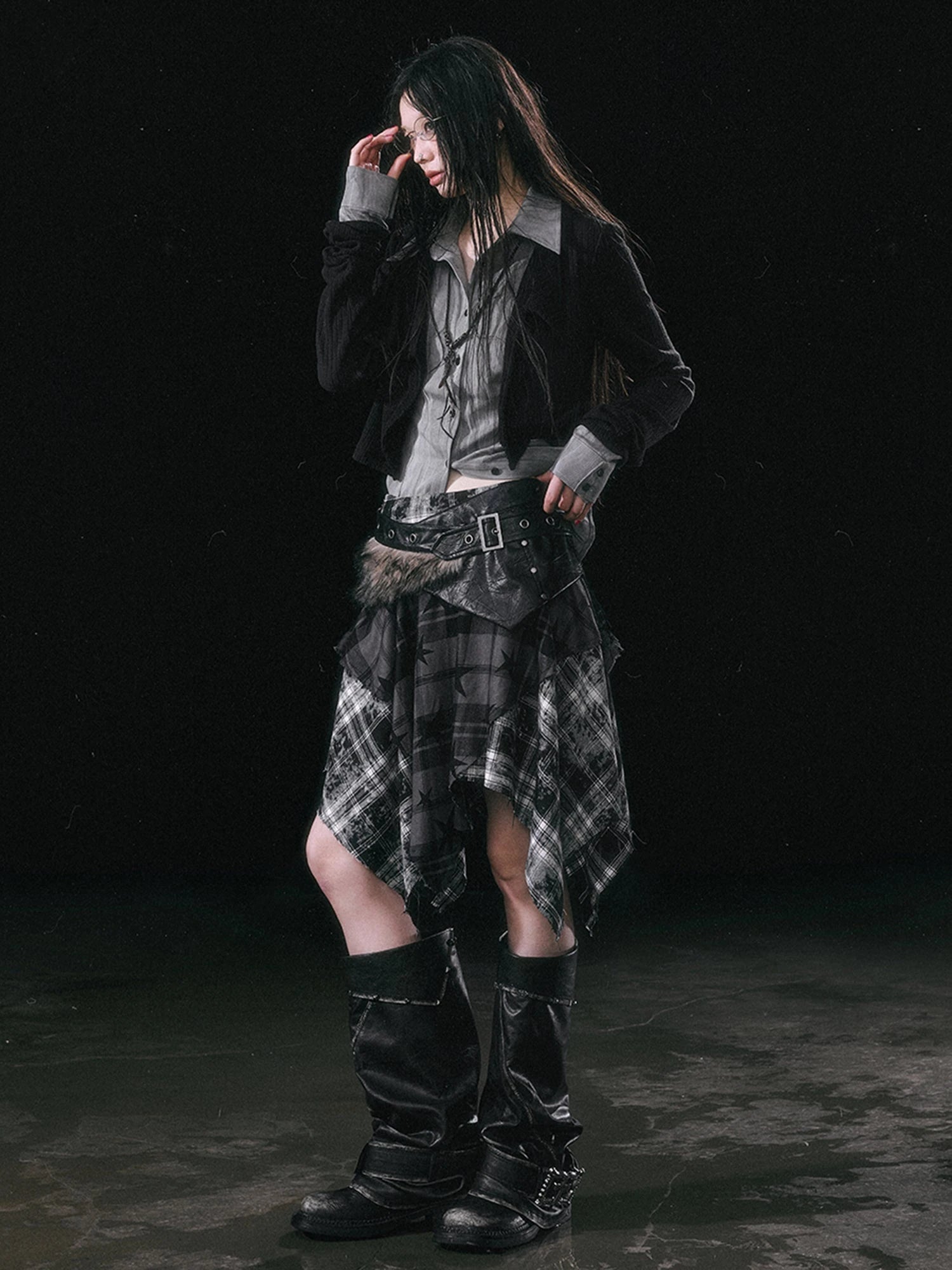 Yanyu Escape Star Frayed Grid Asymmetrical Skirt
