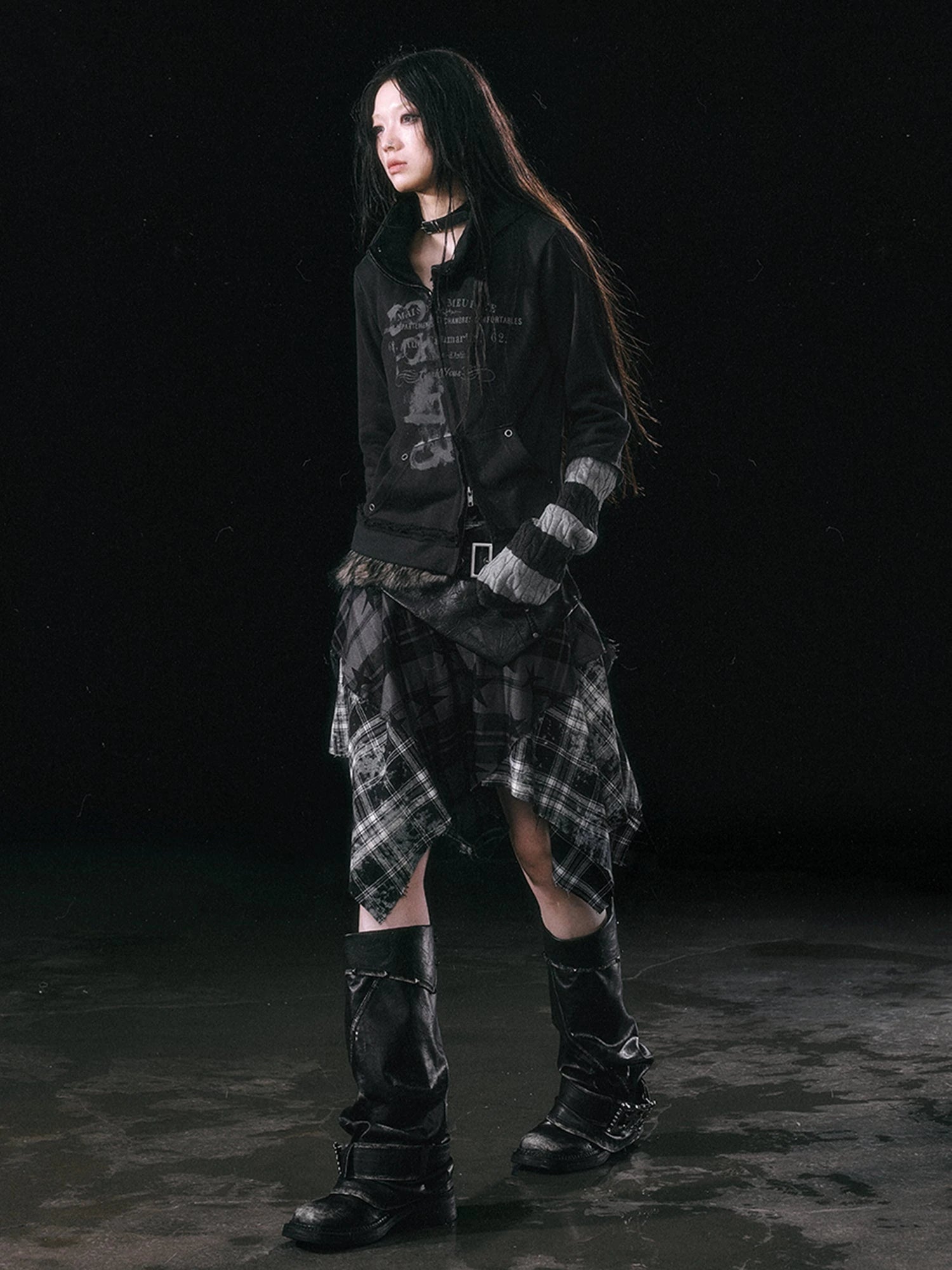 Yanyu Escape Star Frayed Grid Asymmetrical Skirt