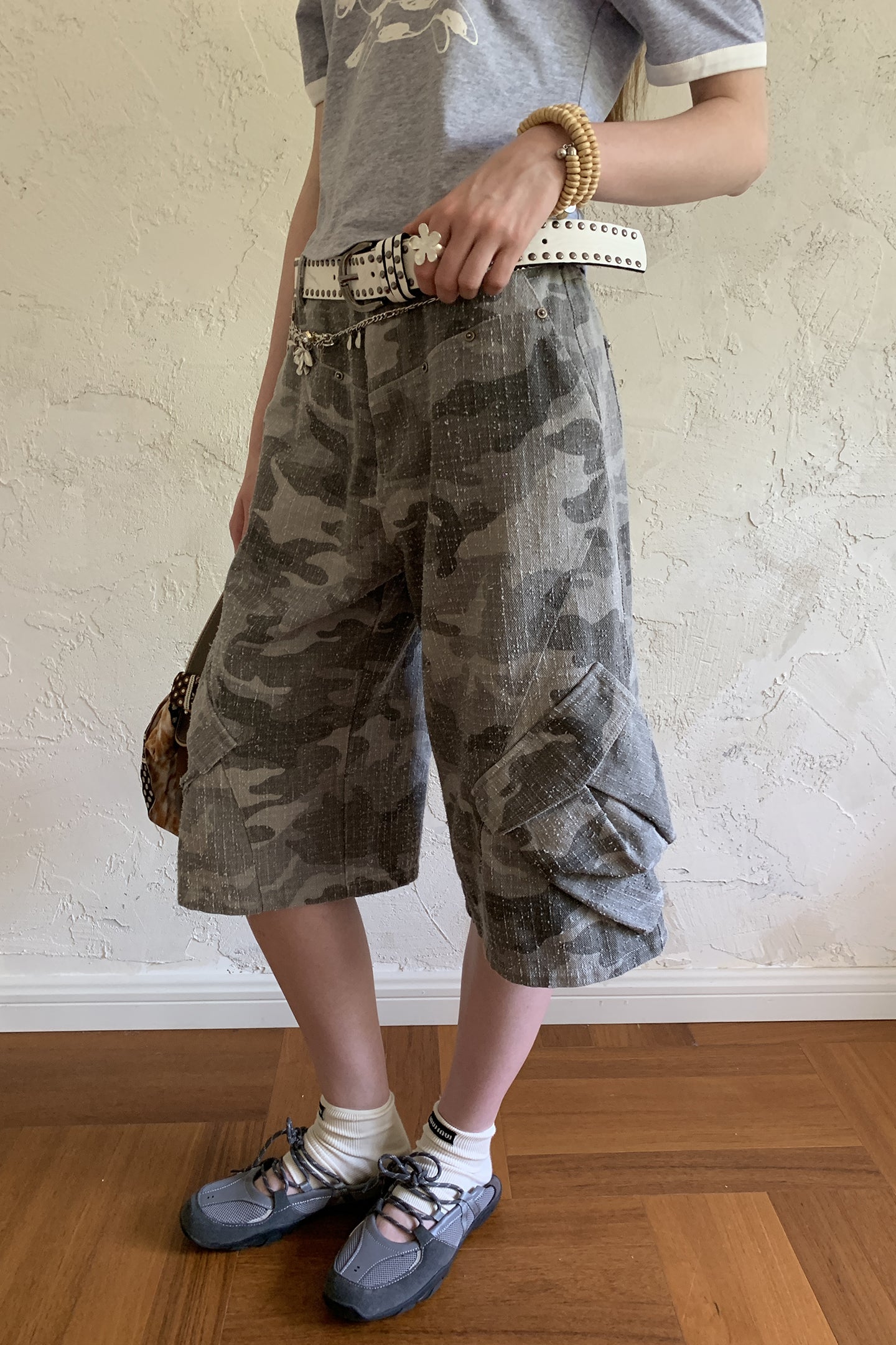 DIDDI MODA Retro Washed Camo Cropped Pants