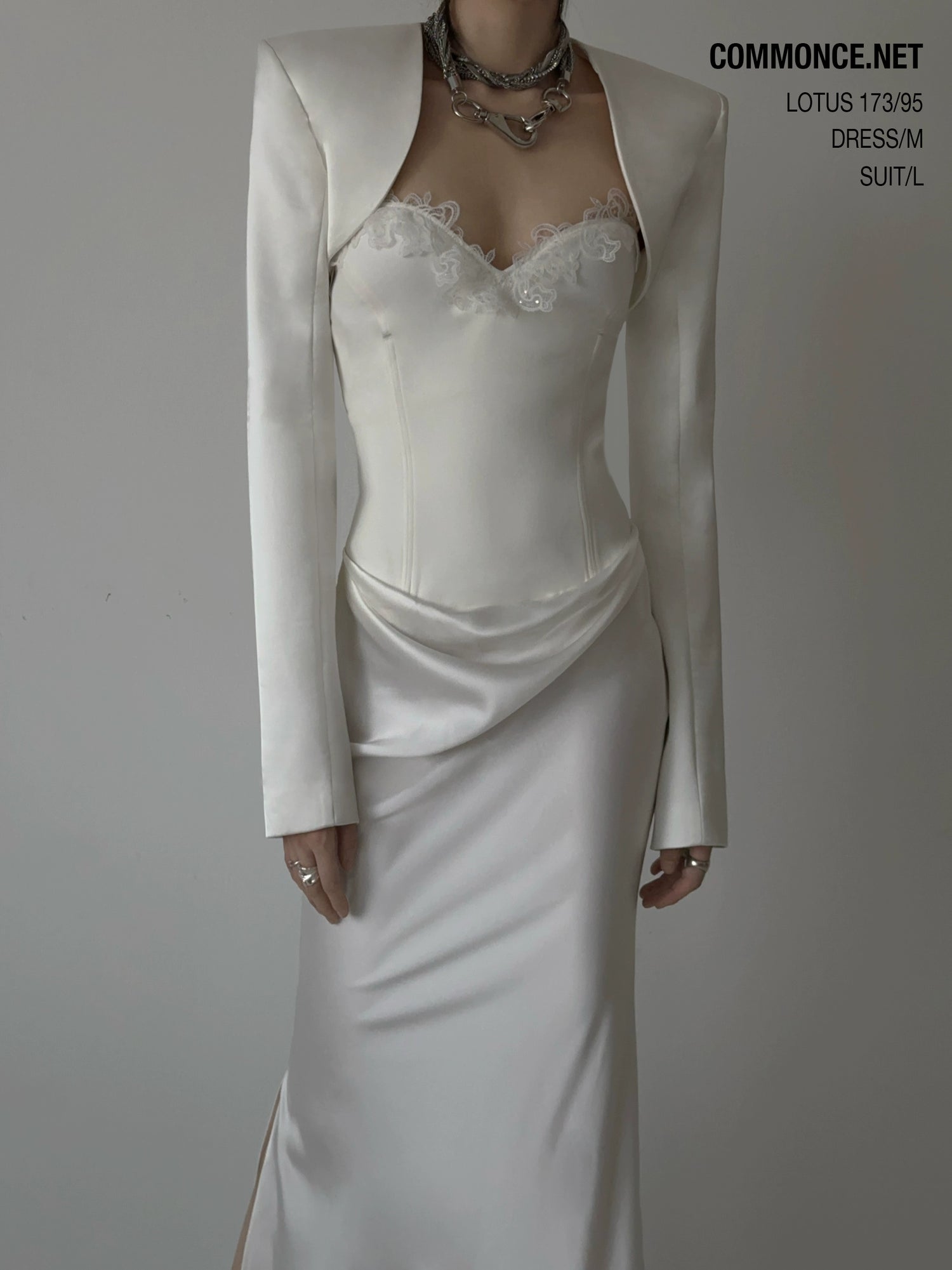 commonce.net_Sheer_Backless_Padded_Shoulder_Crop_Jacket_MISSTT