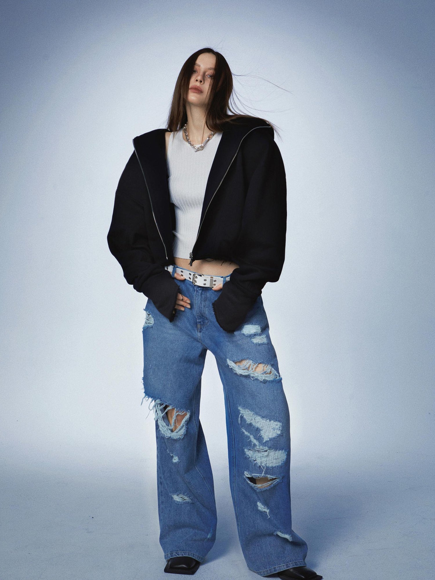 commonce.net Oversized Black Zip Hoodie With Raw Edges And Shoulder Pads