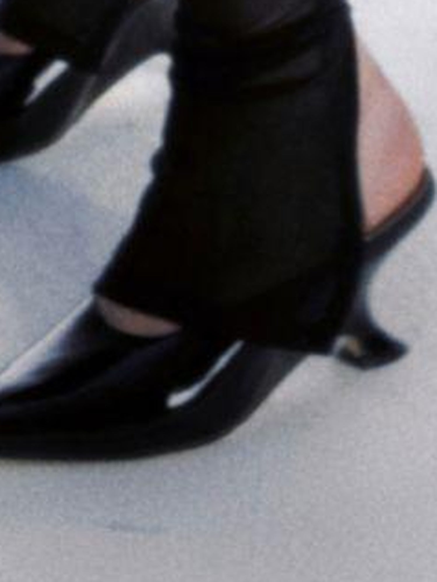 commonce net Back Slit Knit Leggings