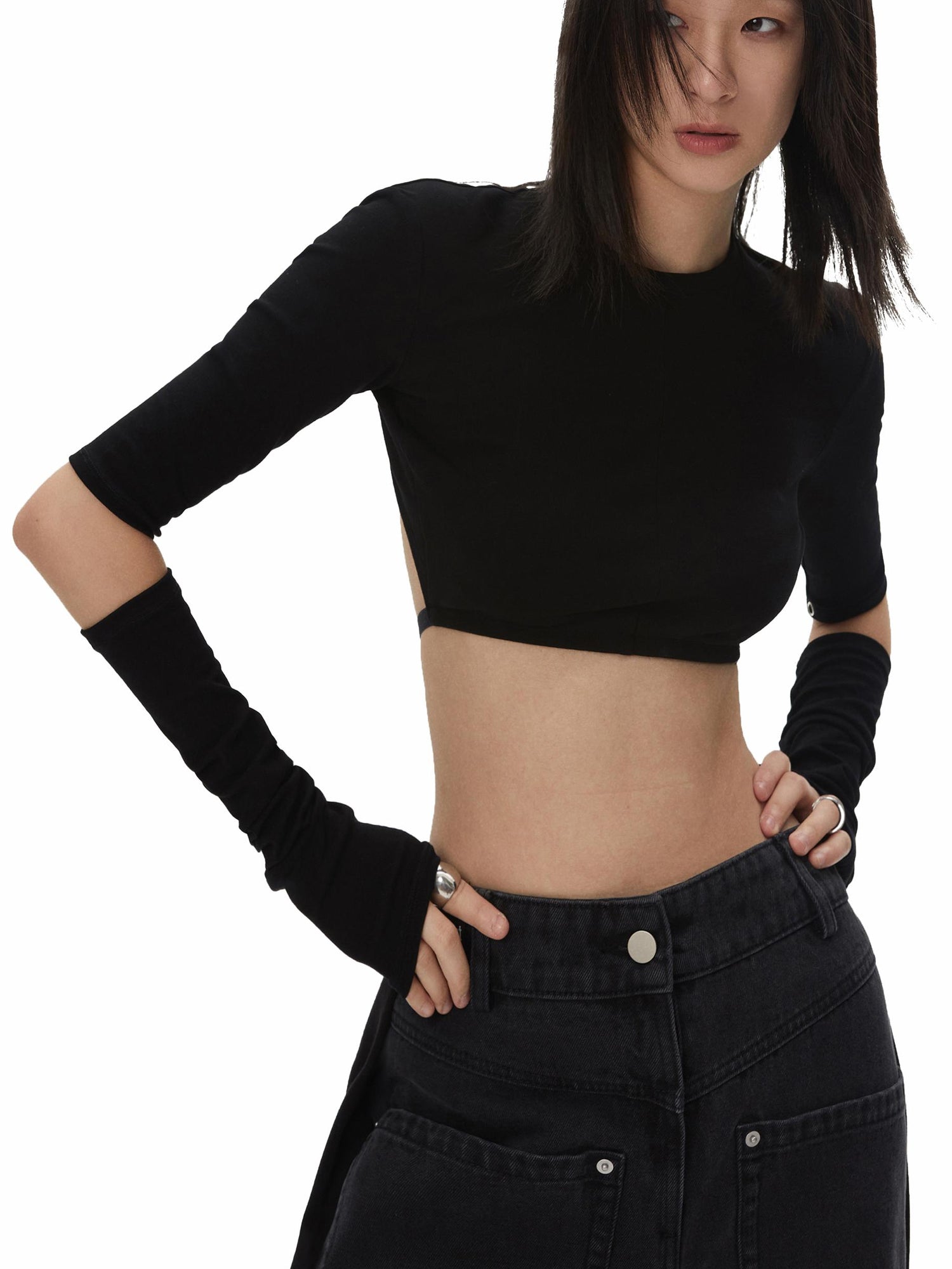 commonce net Backless Detachable Sleeve Cropped T-shirt