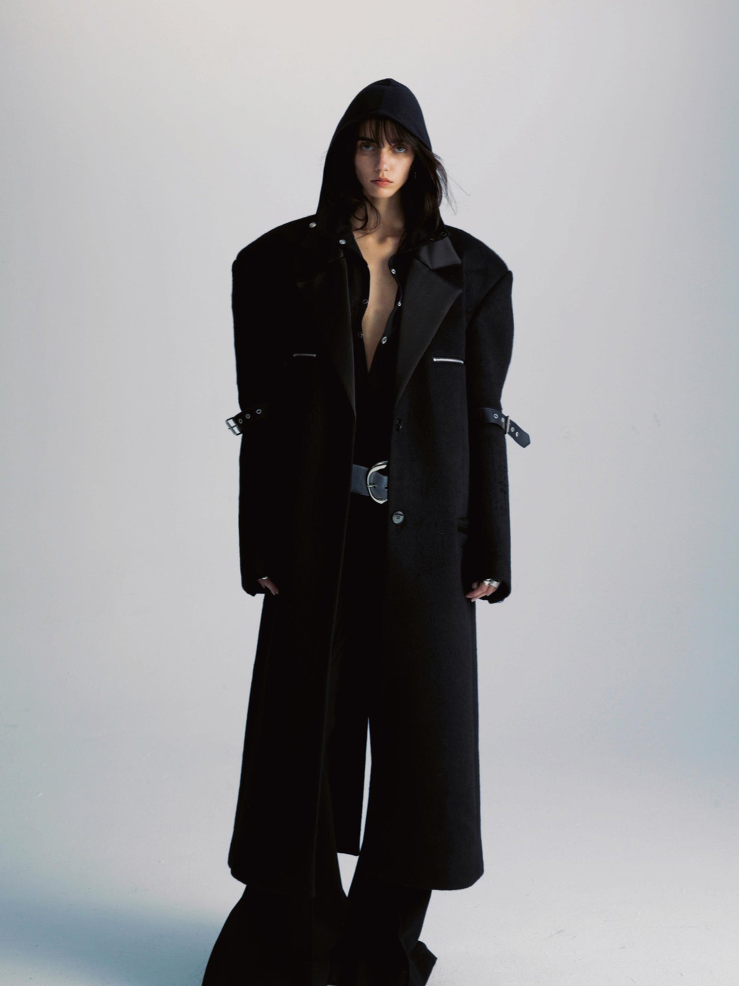 commonce net Black Patchwork Wool Blend Long Coat With Leather Sleeve Detail