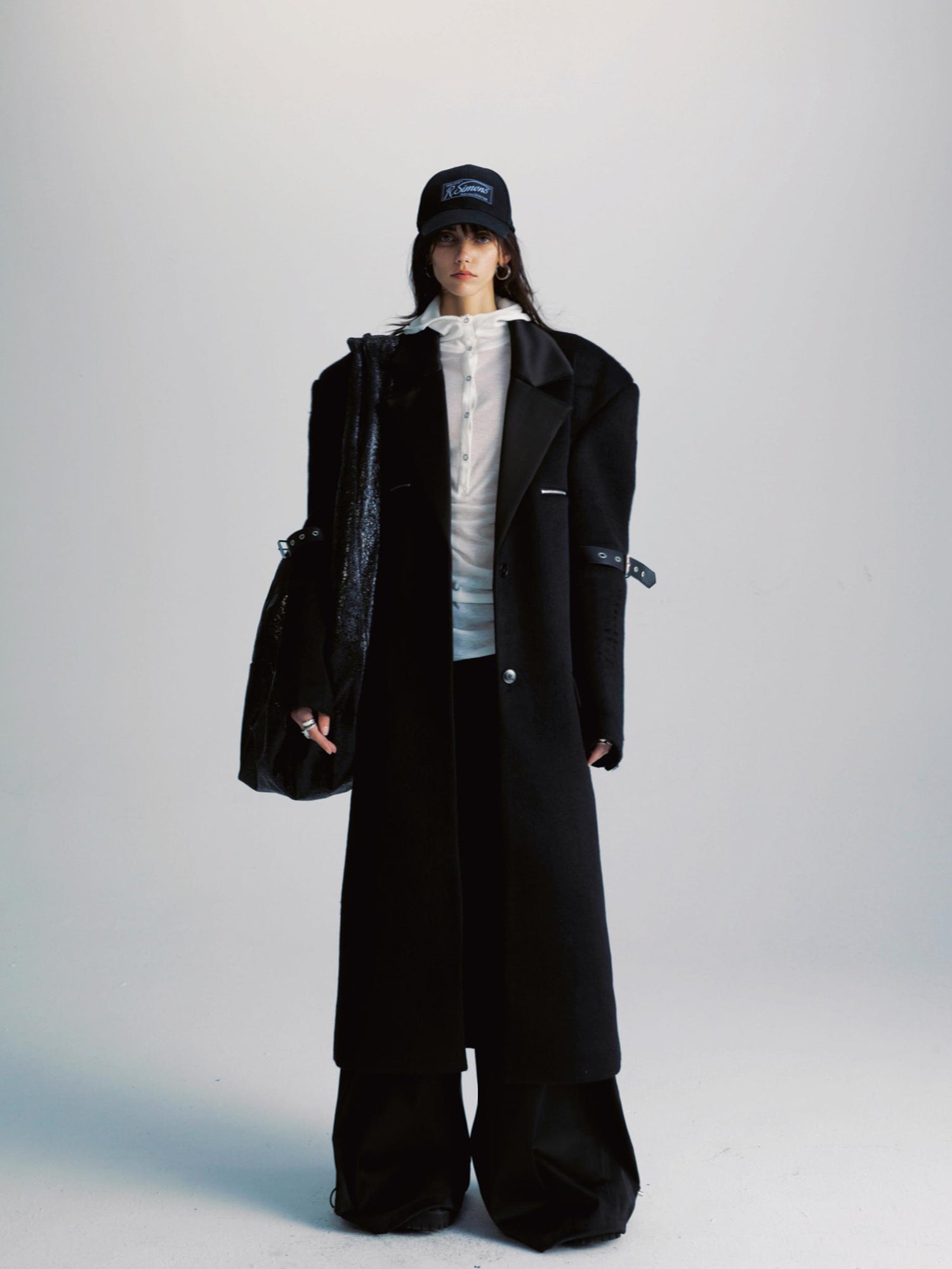 commonce net Black Patchwork Wool Blend Long Coat With Leather Sleeve Detail