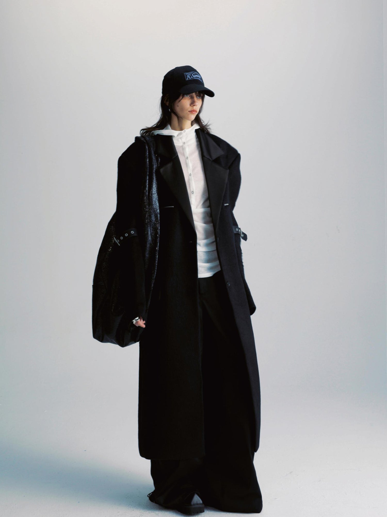 commonce net Black Patchwork Wool Blend Long Coat With Leather Sleeve Detail