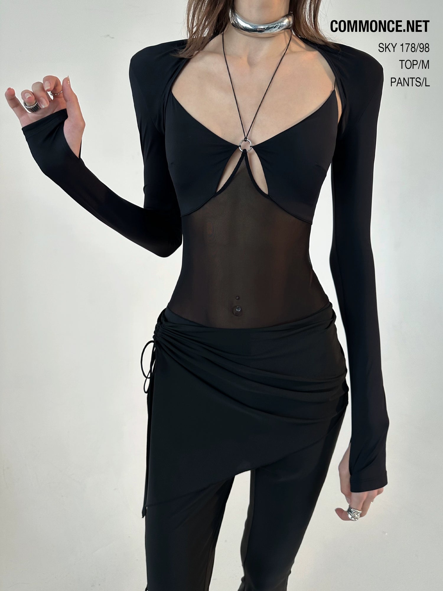 commonce_net_Metal_Ring_Cutout_Halter_Bodysuit_With_Fingerless_Sleeves_MISSTT