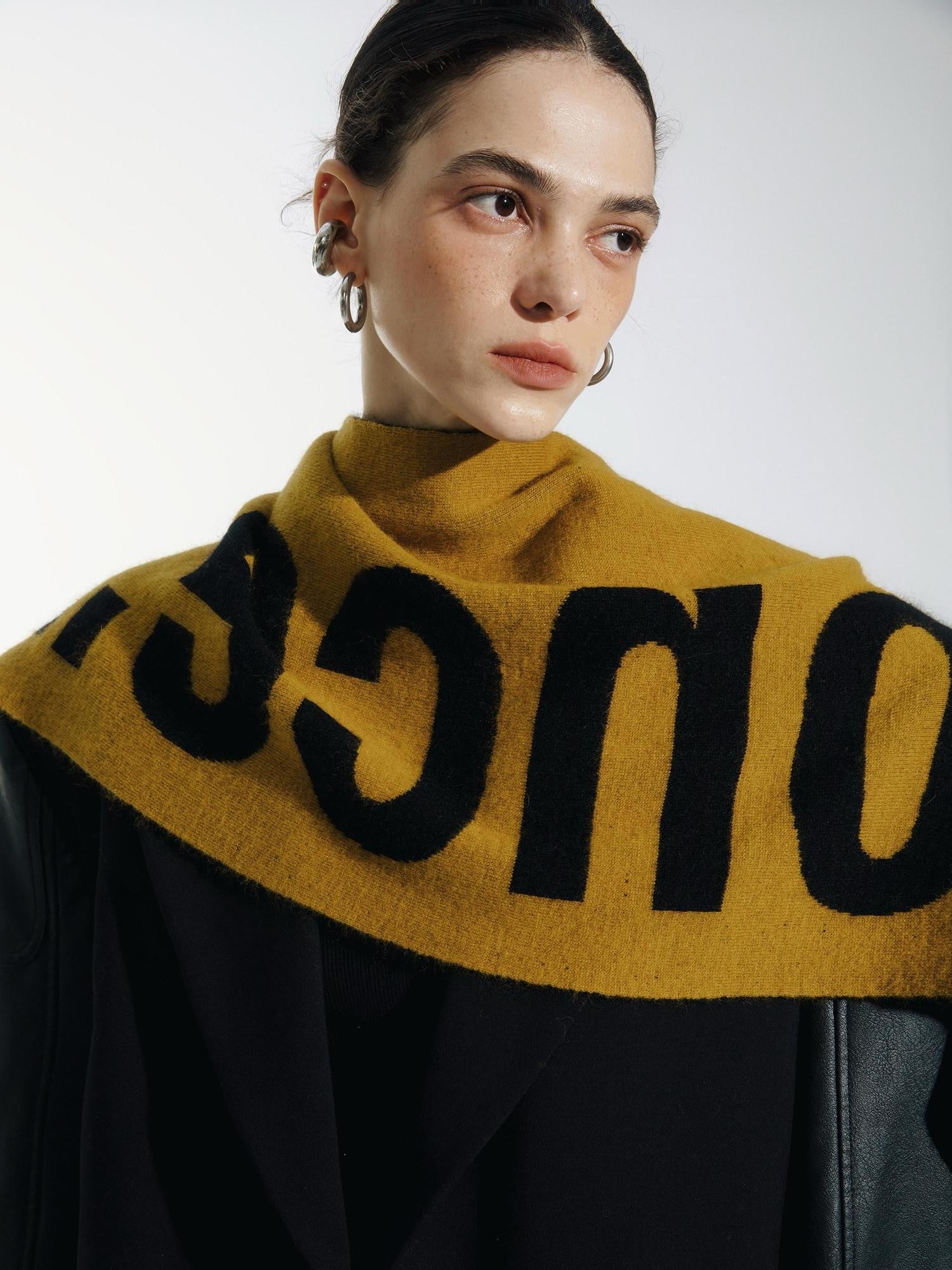 commonce net Mustard Plush Colorblock Logo Women&