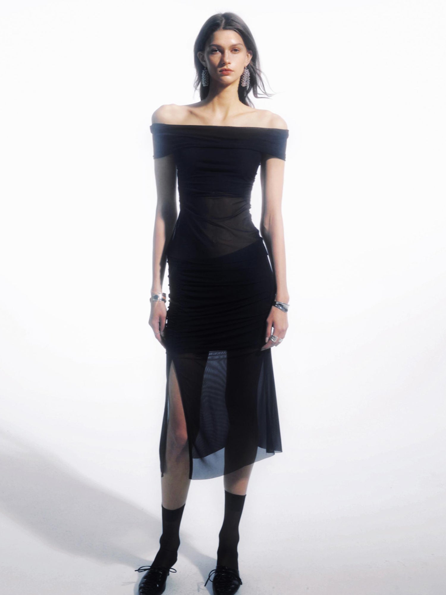 commonce net Ruched Mesh Off Shoulder Top And Mermaid Hem Skirt Set