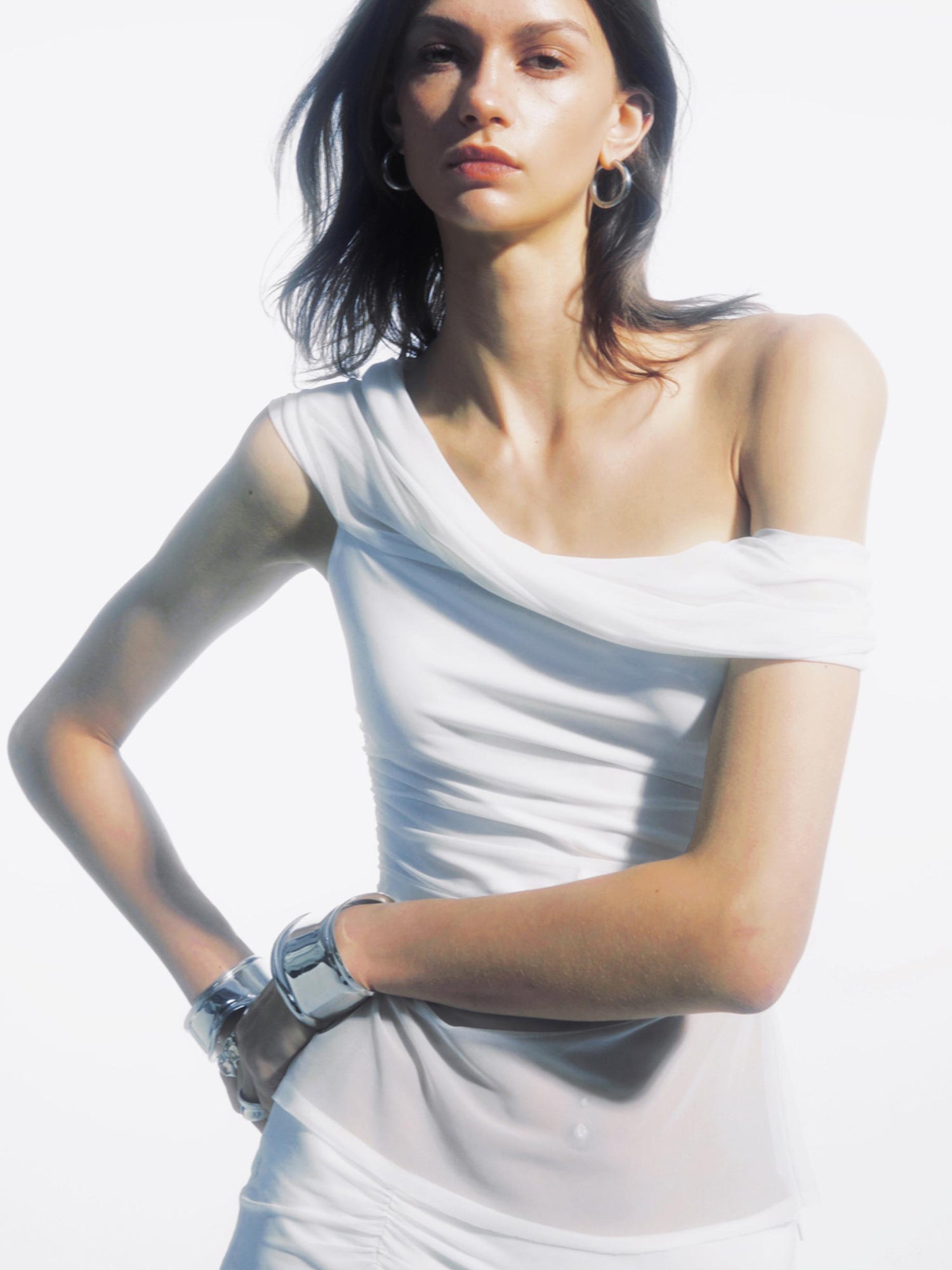 commonce net Ruched Mesh Off Shoulder Top And Mermaid Hem Skirt Set