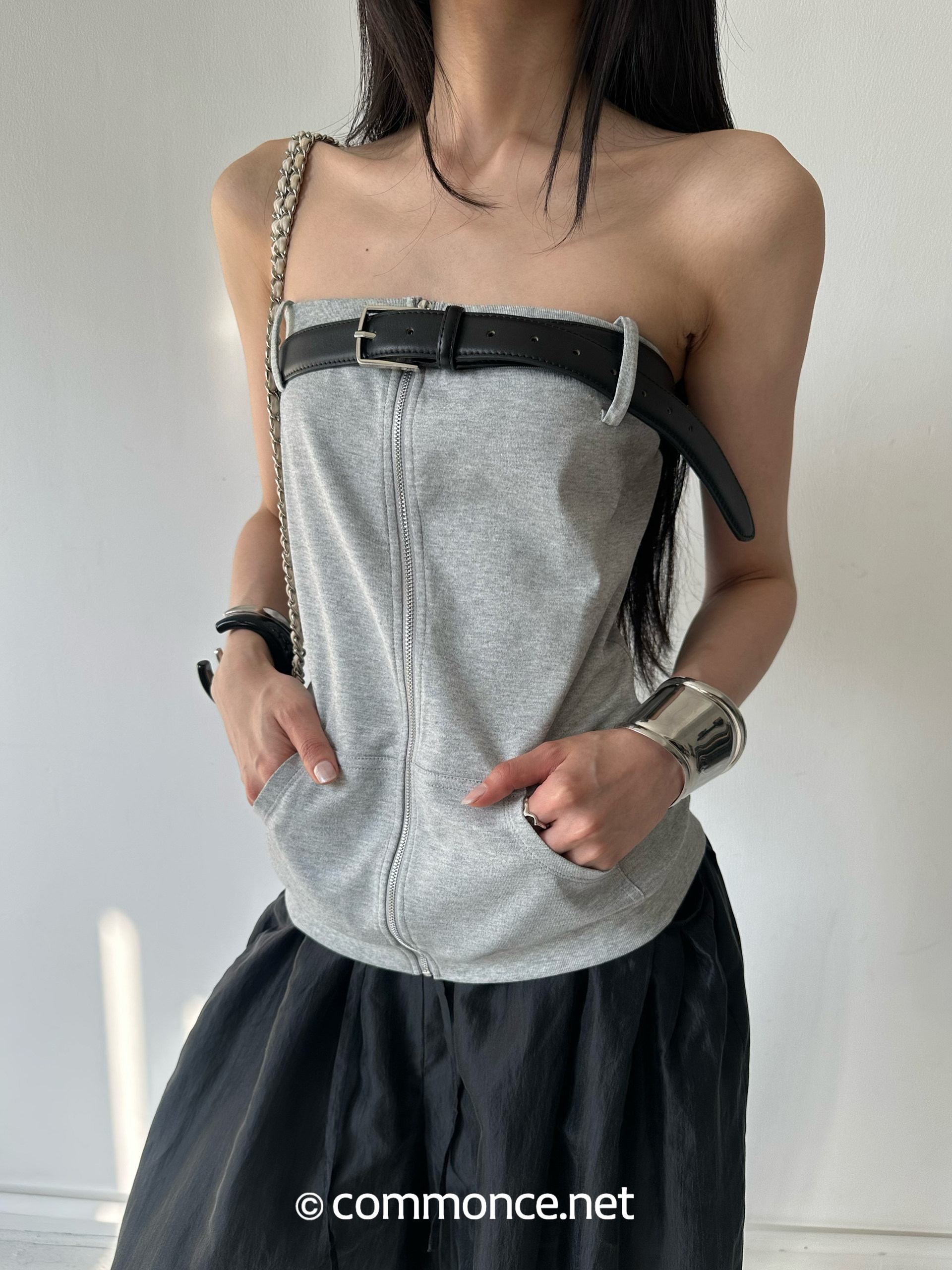commonce_net_Short_Hooded_Zippered_Ribbed_Panel_Slim_Fit_Women&