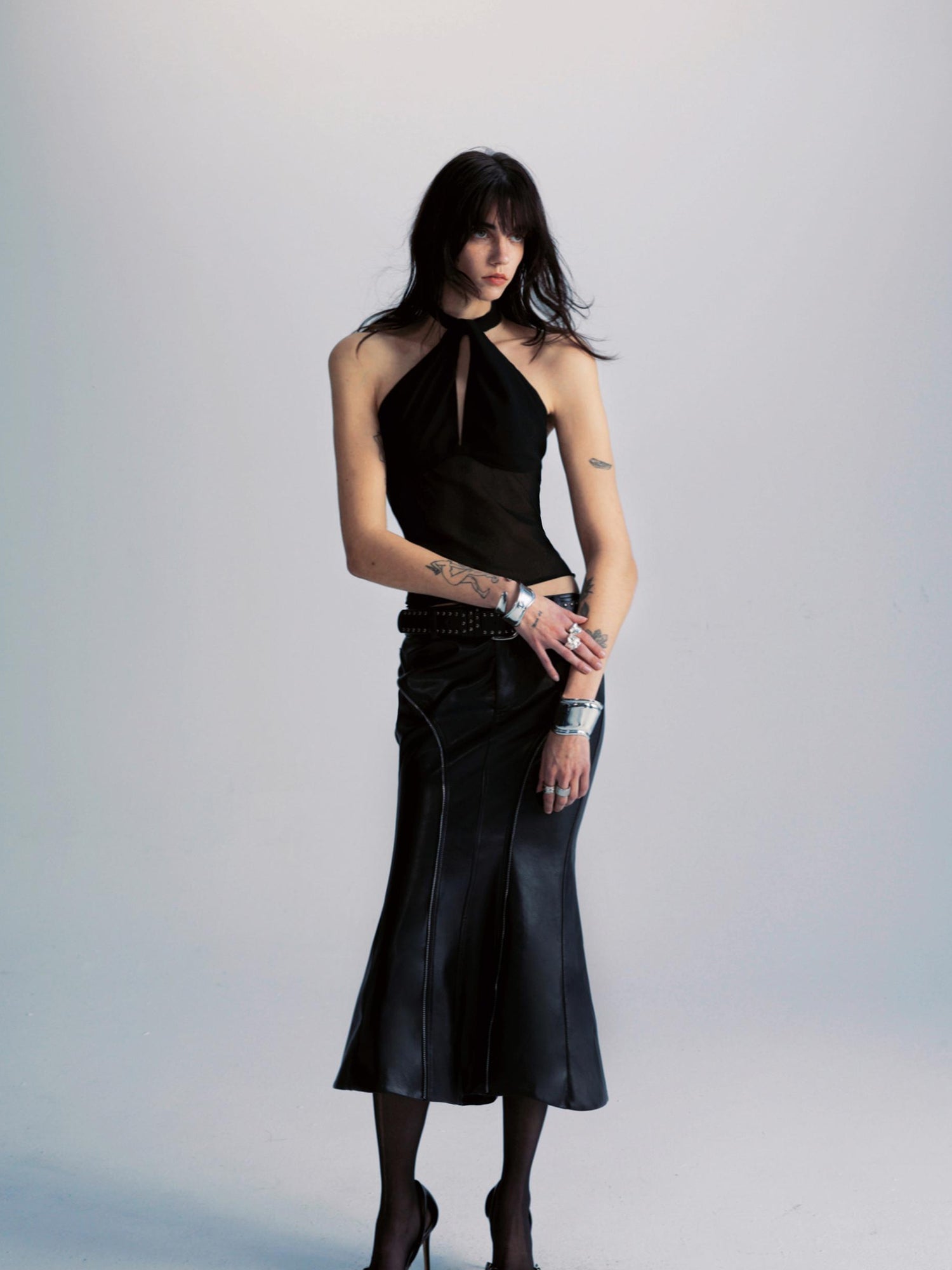 commonce net Spliced Black Backless Halter Top with Detachable Sleeves