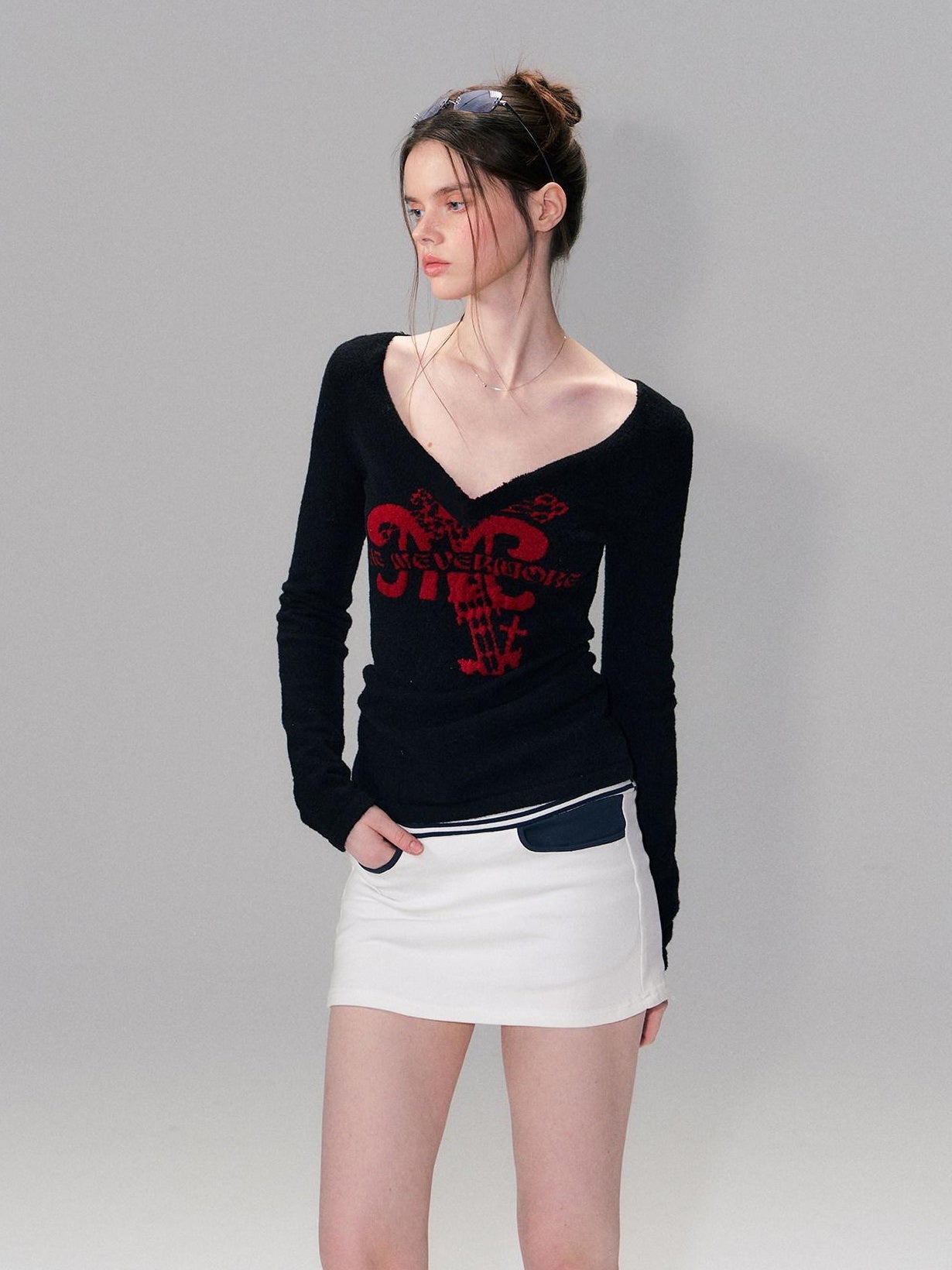 The NeverMore Thick Cozy Letter Print Contrast Slim Fit Sexy Black Women Long Sleeve T-Shirts