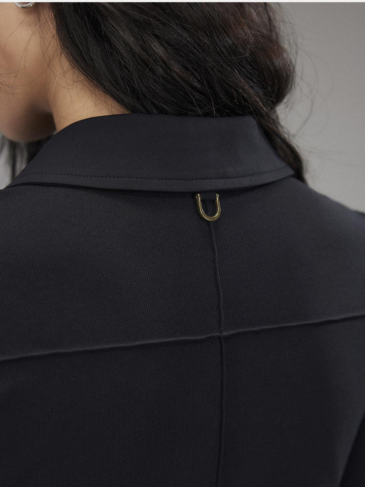 Low pixel Slim Fit Utility Knit Pullover Women Black Turndown Collar Long Sleeve T-Shirts