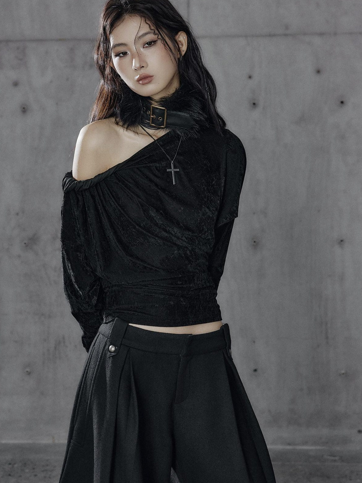 Low pixel Vintage Waist Long Sleeve Slant Neck Black Knit Women Off Shoulder Crop Tops