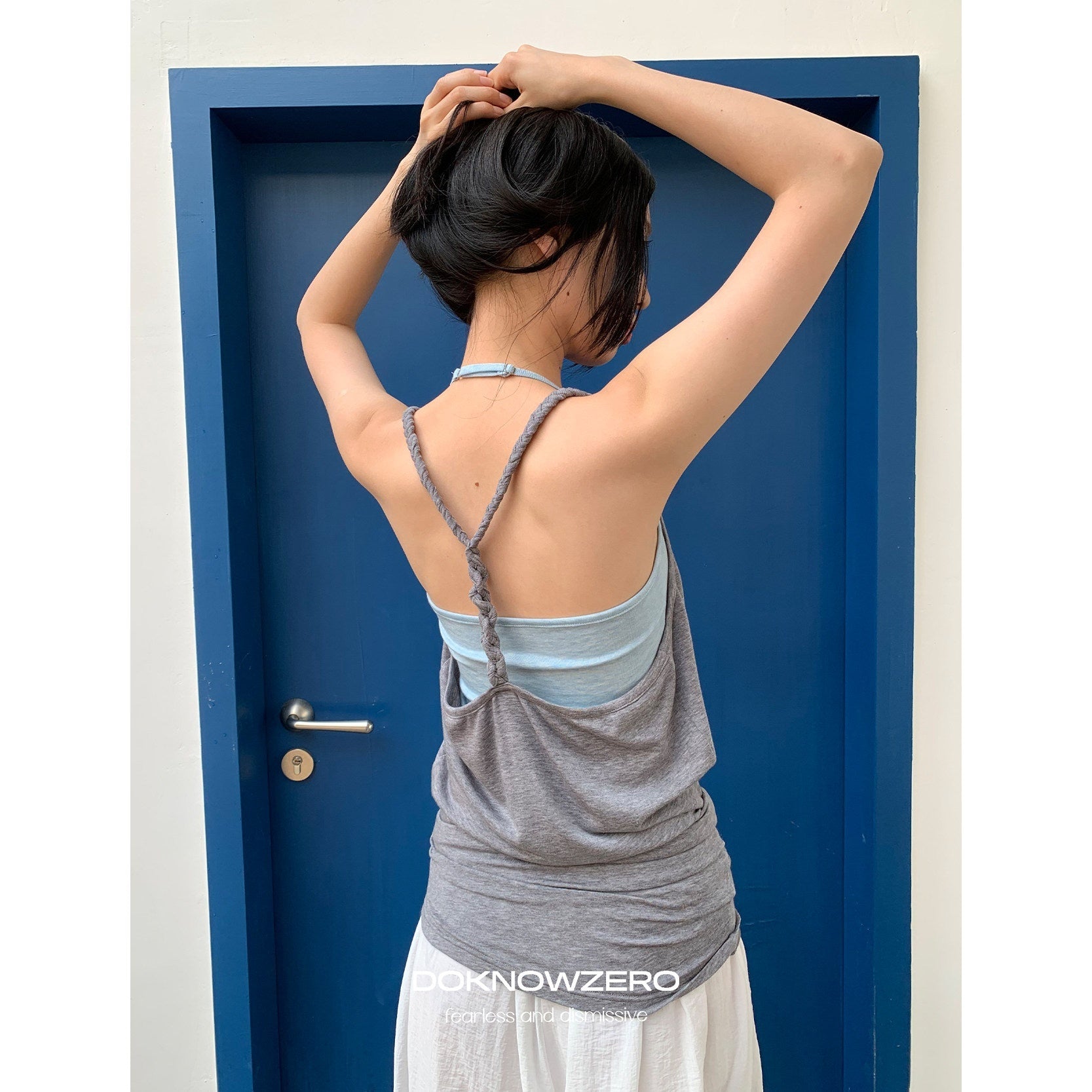 DKZ_OFFICIAL_Colorblock_Offset_Twist_Knot_Women&