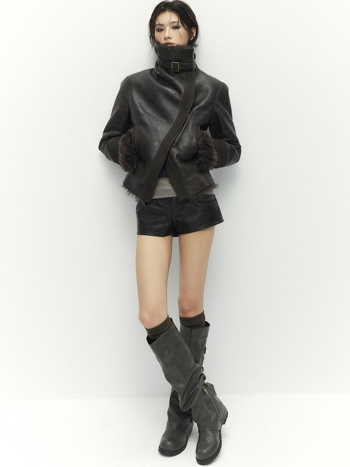 Low pixel Warm Faux Shearling Waisted Gothic Short Zip Women Coffee Cropped Jackets
