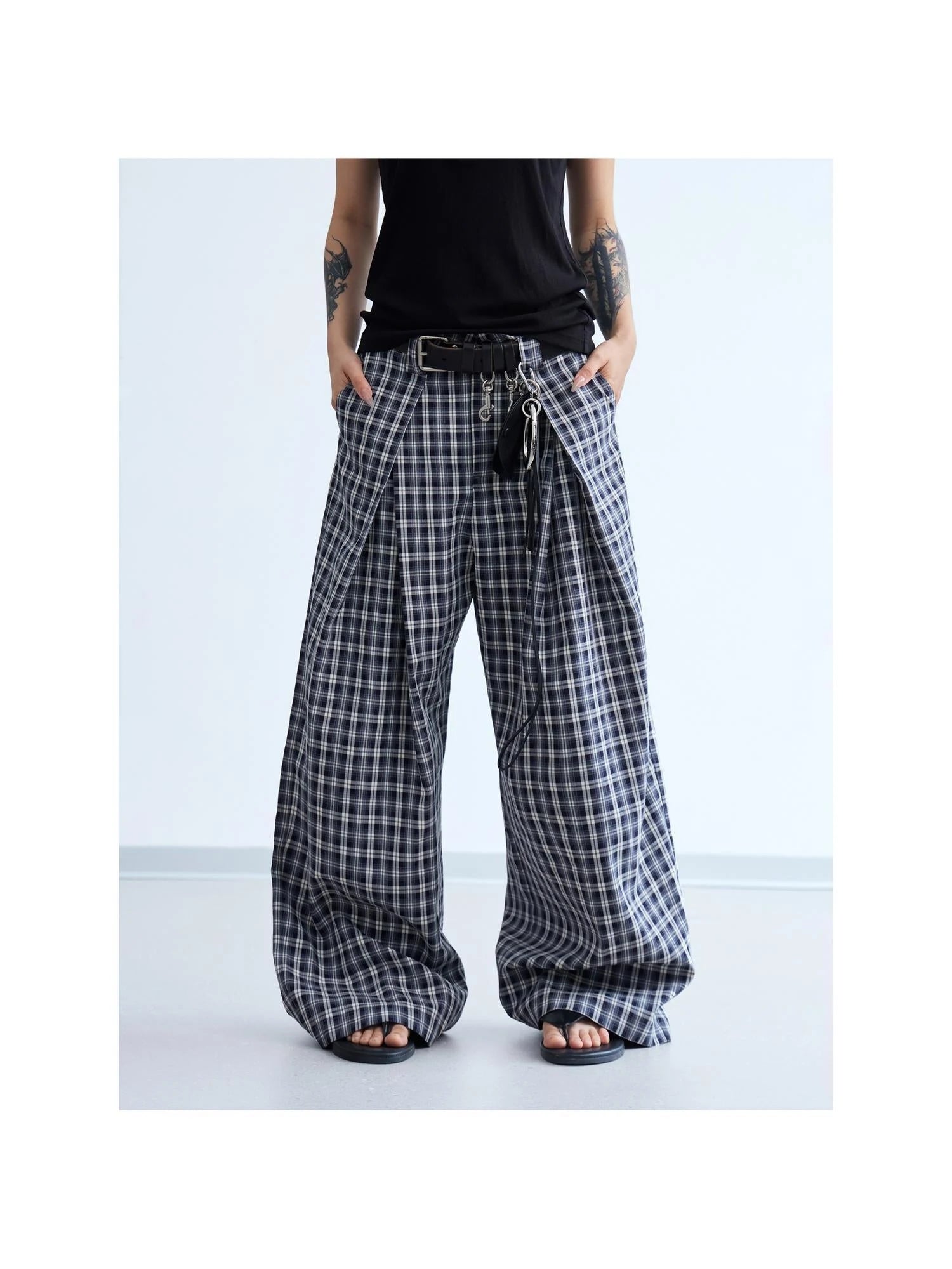 Pleated Plaid Wide Leg Pants Unisex Relaxed Fit Retro Trousers