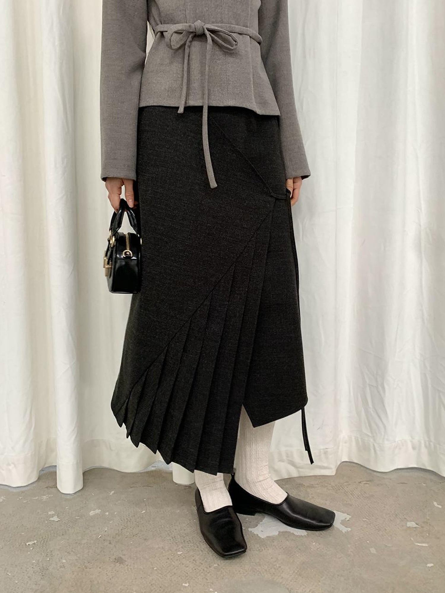 dorydory Textured Pleated Midi Skirt In Brushed Twill