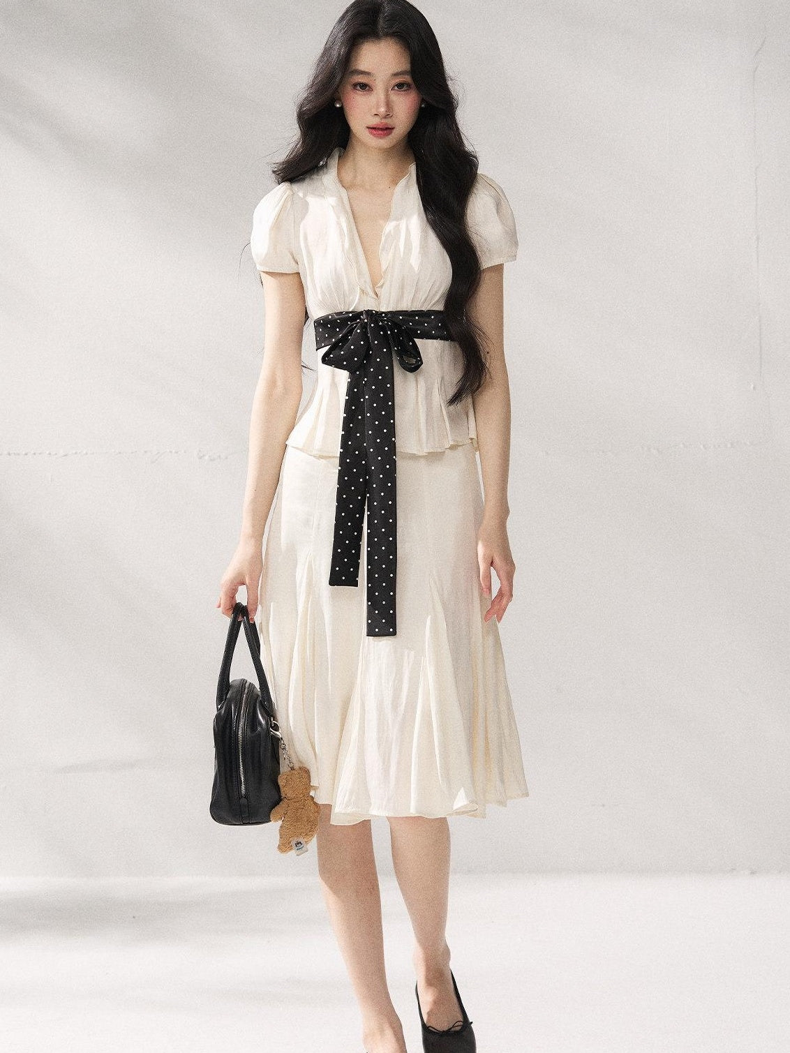 7Shiftin Polka Dot Tie V-neck French Loose Puff Sleeve White Ladies Basic Crop Tops
