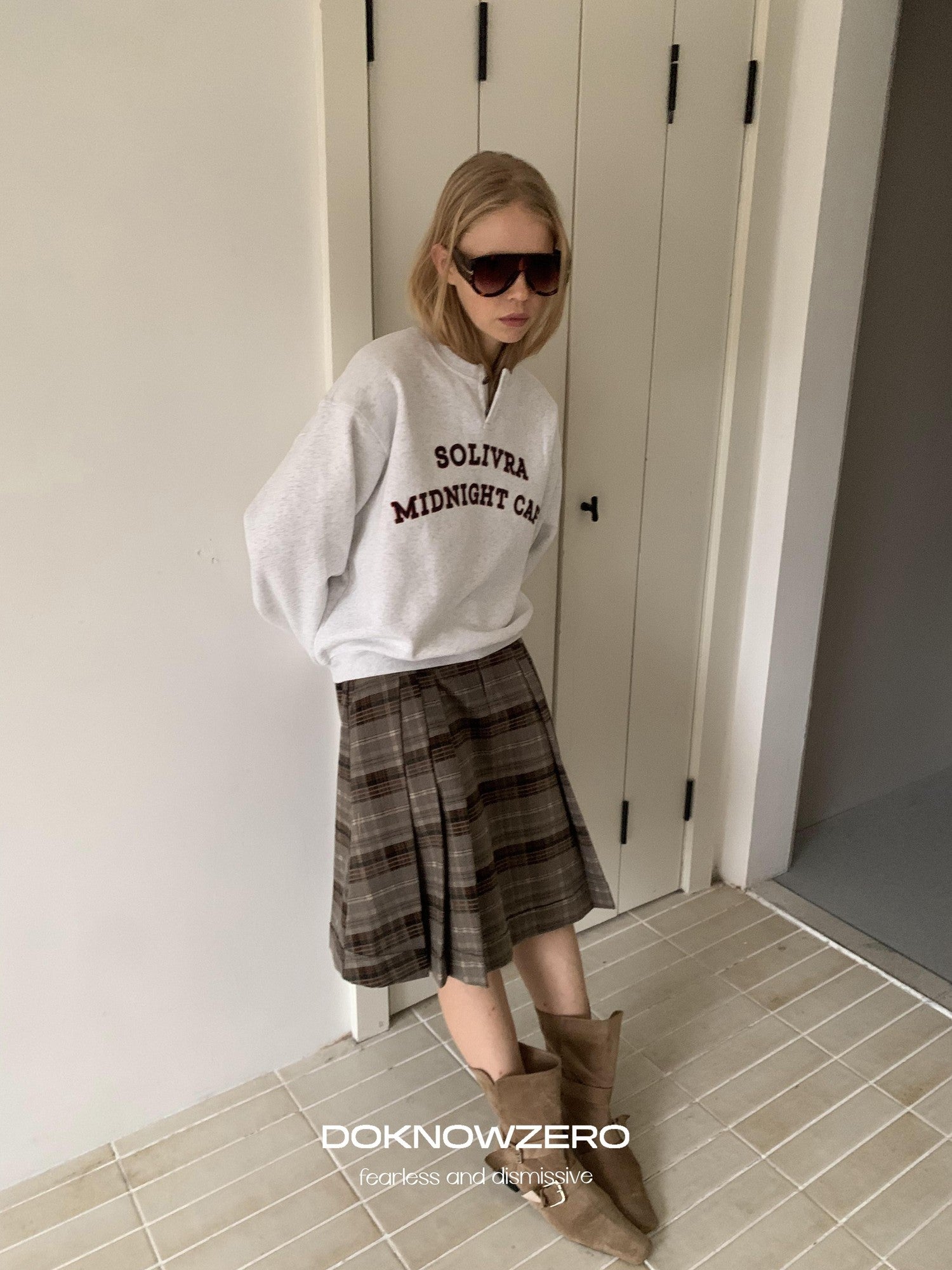 DKZ OFFICIAL Embroidered Letter Print Flocked Loose Women&