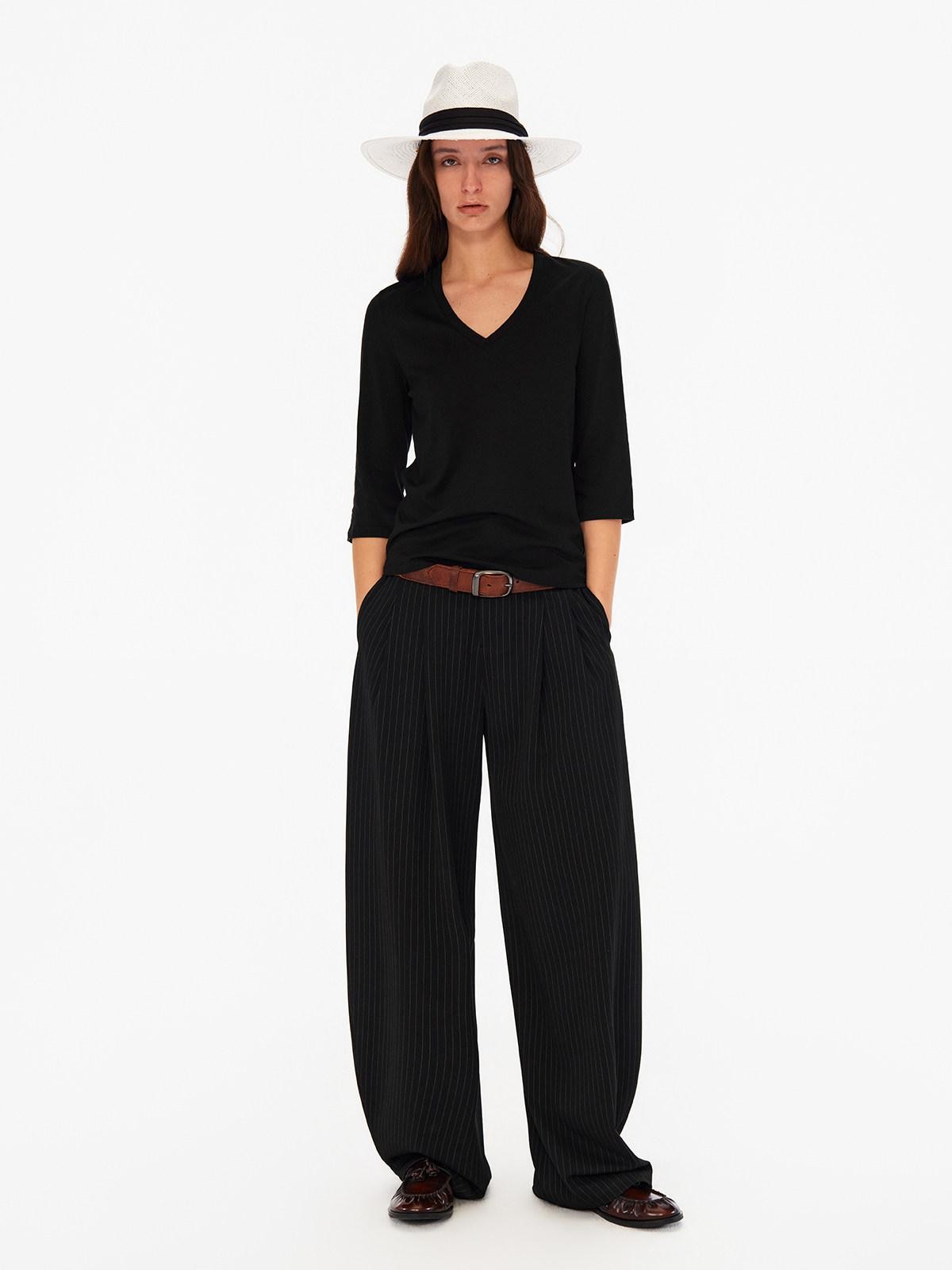 Northbutsouth Vertical Stripe No Waistband Relaxed Mid Rise Curved Leg Women&