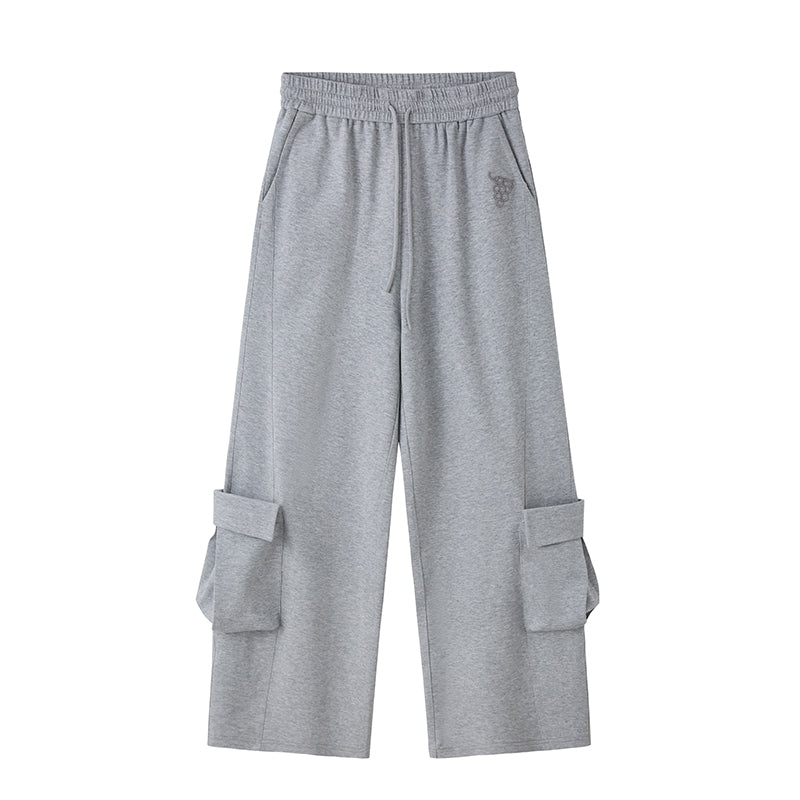 DIDDI MODA Relaxed Cargo Jogger With Embroidered Grapes