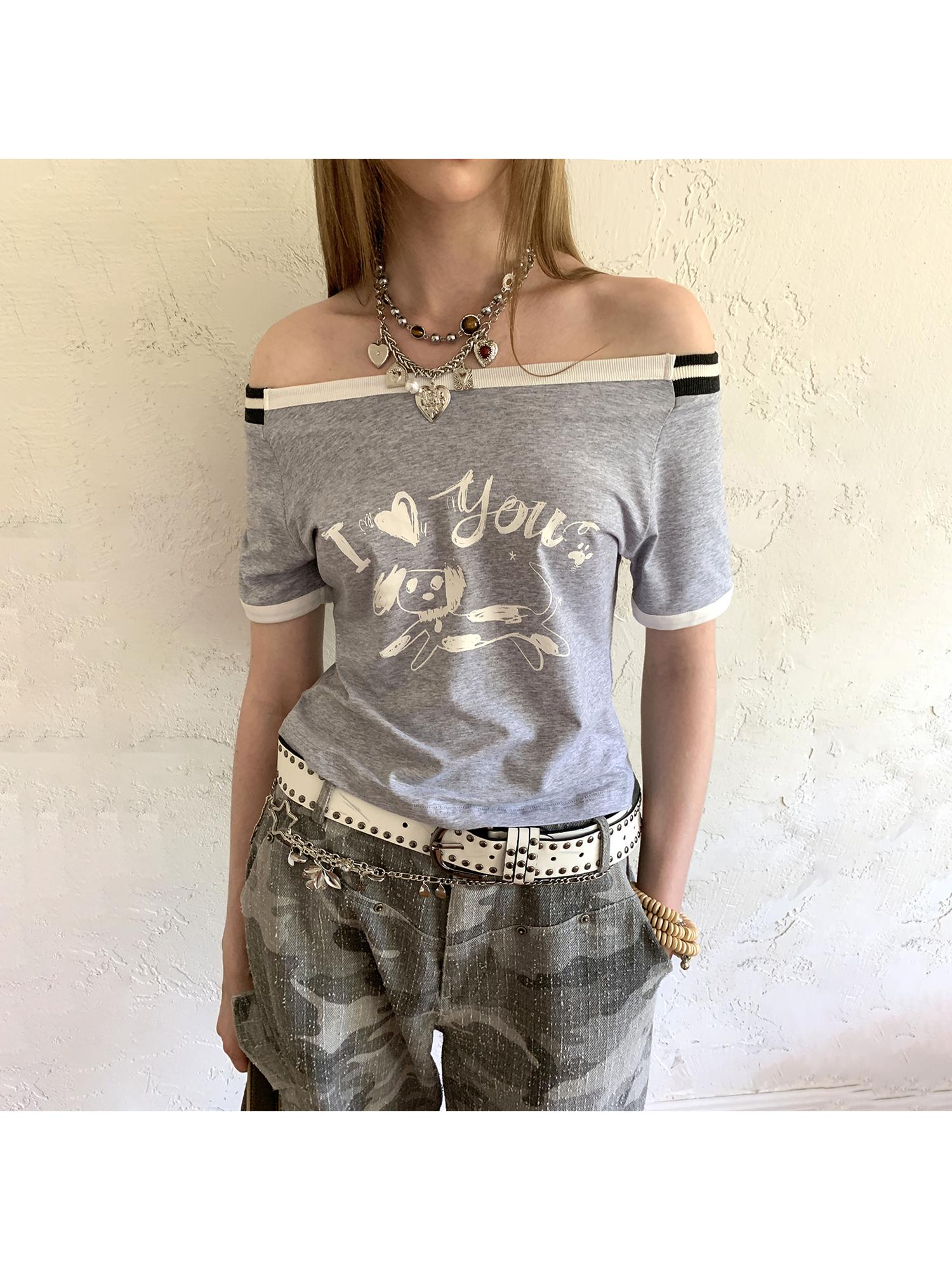 DIDDI MODA Elegant Off Shoulder Puppy Print Tee