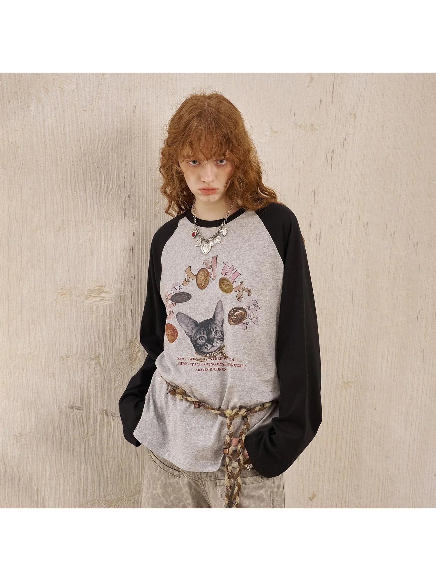 Retro Cat Coin Raglan Sleeve Tee