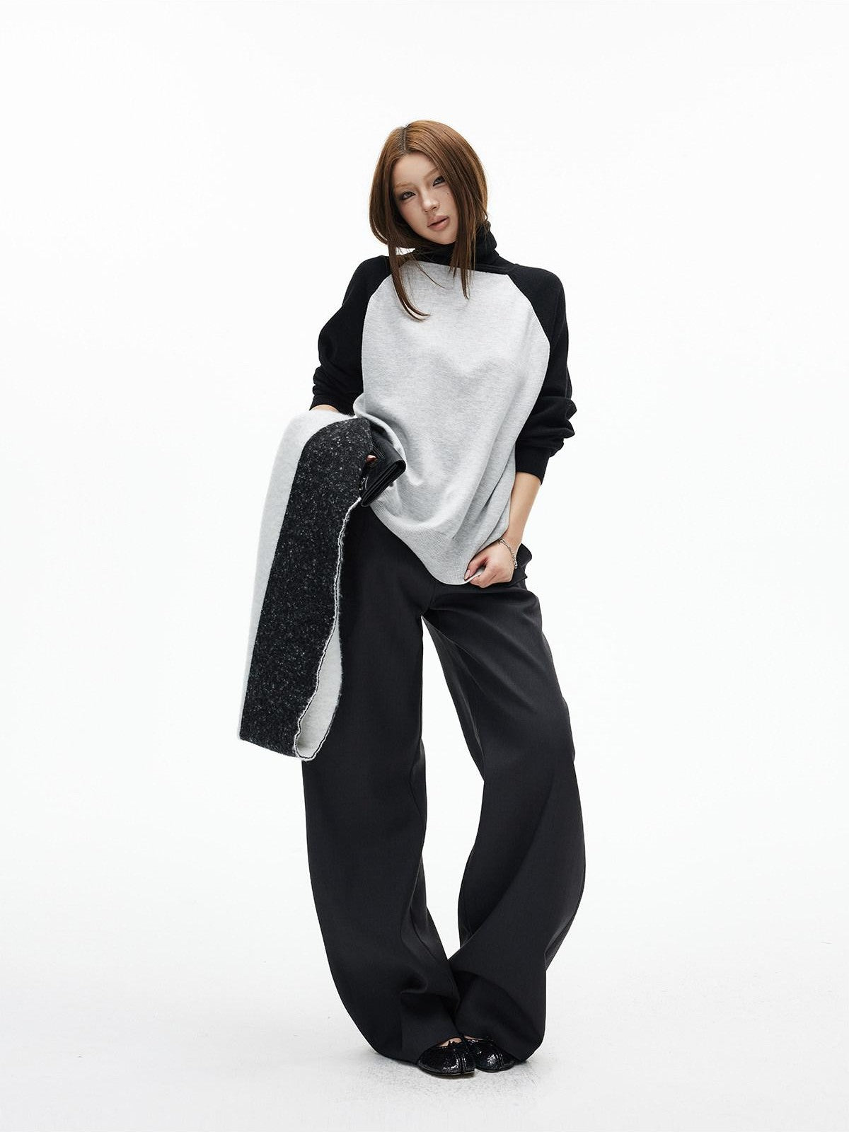 iamxiaa Black Gray Colorblock Raglan High Neck Women&