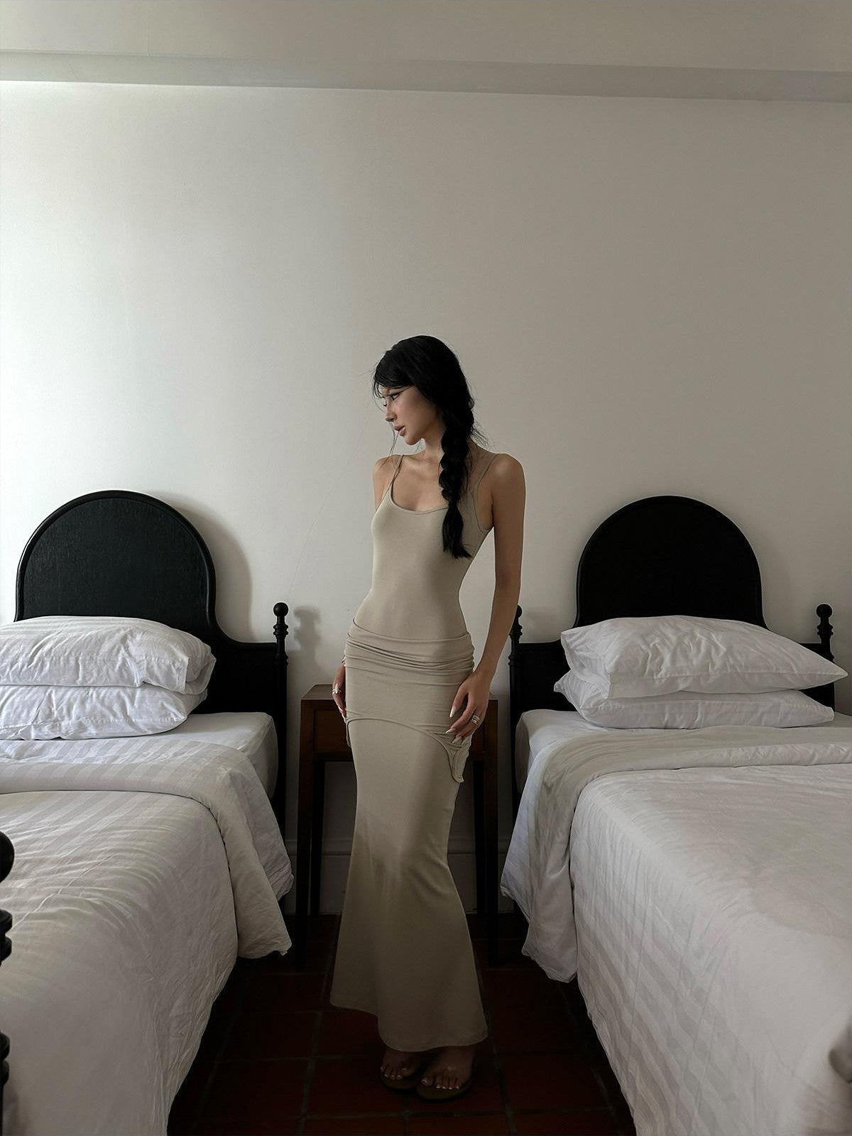 iamxiaa Folded Two Tone Waist Layered Slim Spaghetti Strap Women&