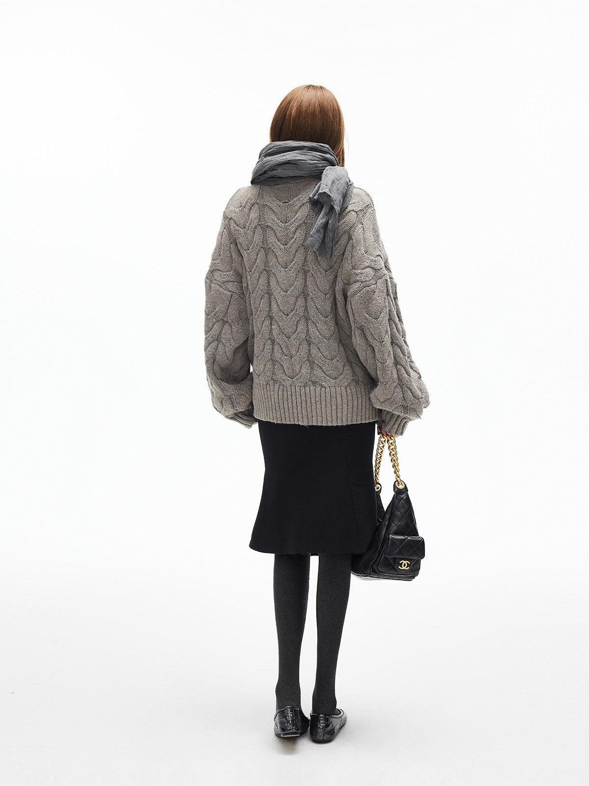 iamxiaa Handcrafted Chunky Cable Knit Deep V Drop Shoulder Women&