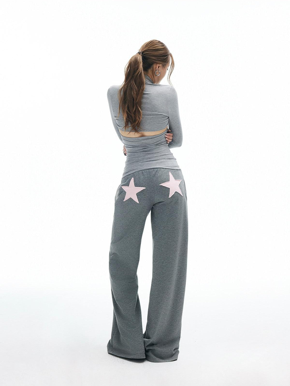 iamxiaa Heather Gray Star Applique Frayed Hem Straight Women&
