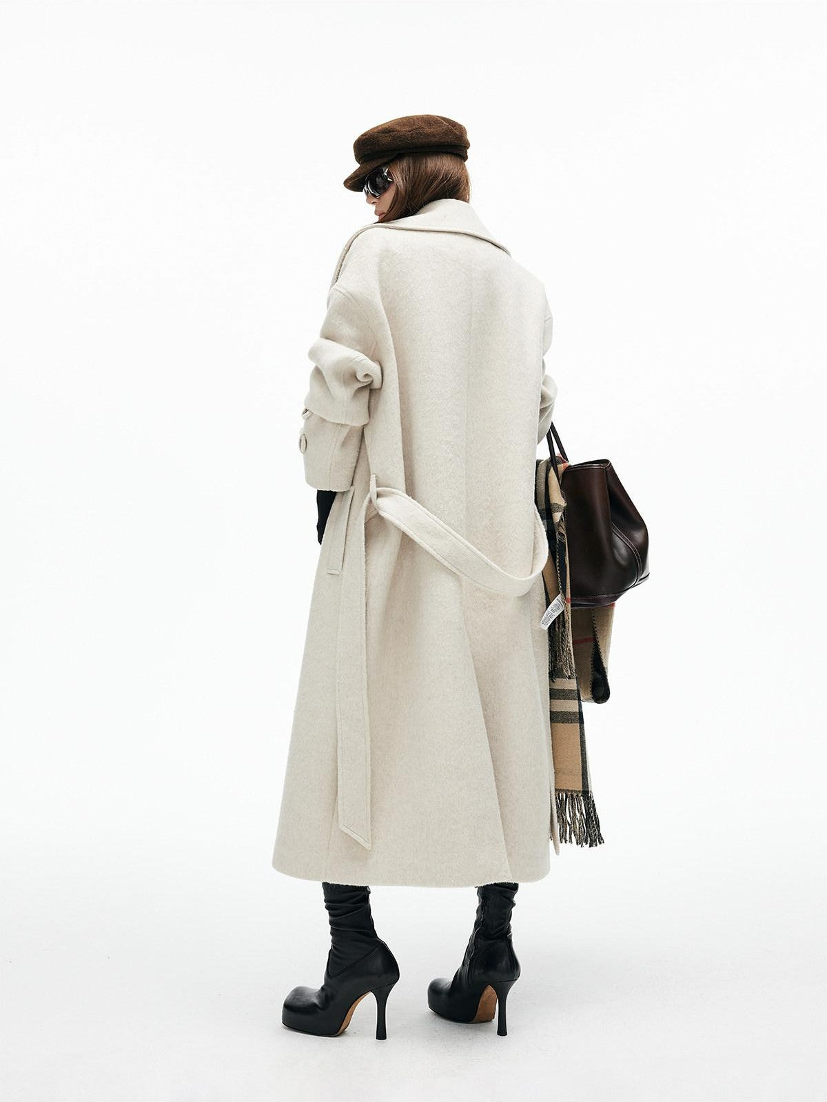 iamxiaa Ivory Deconstructed H Silhouette Notched Lapel Women&