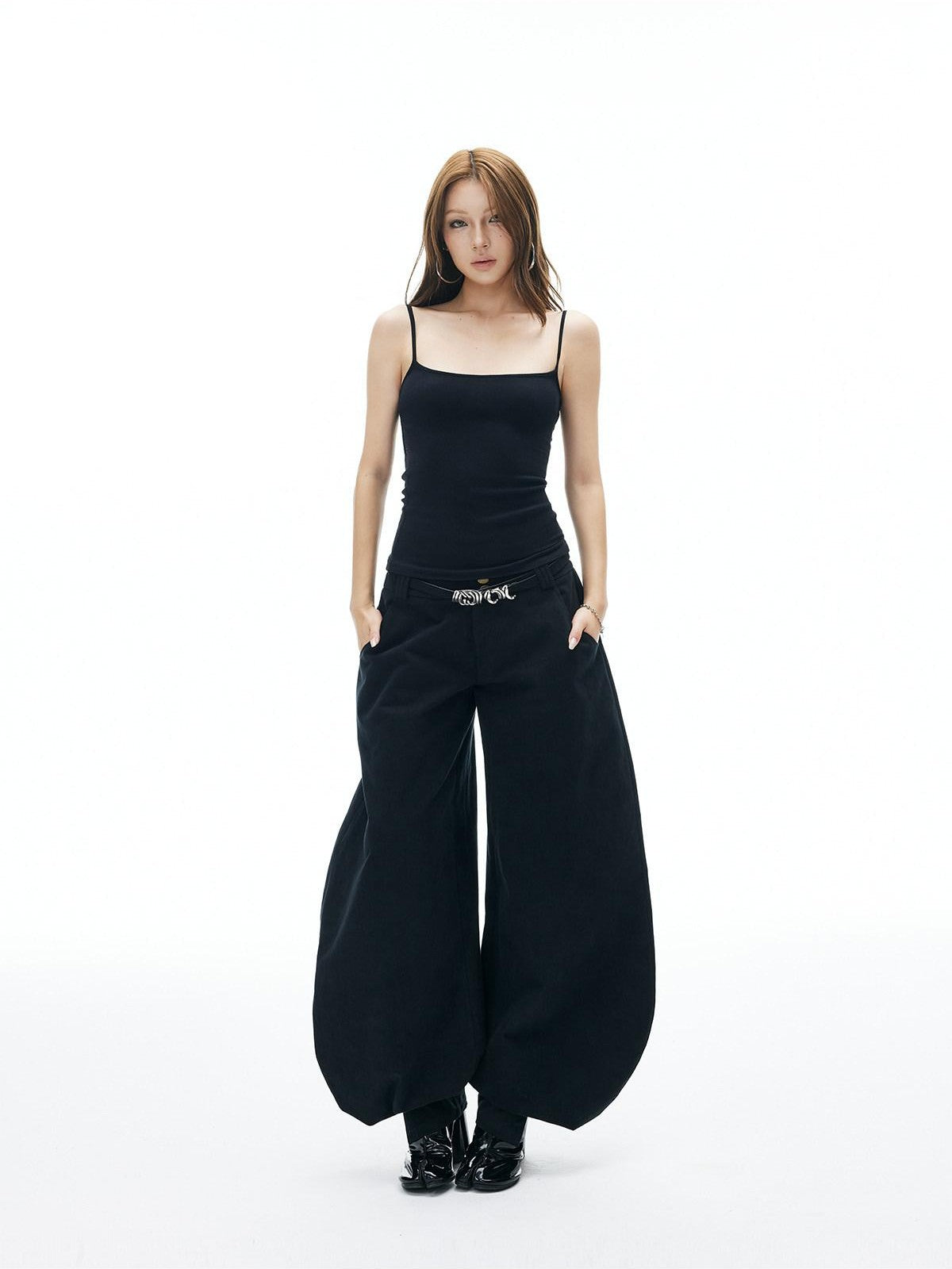 iamxiaa Ribbed Knit Slim Fit Thin Straps U Neck Women&