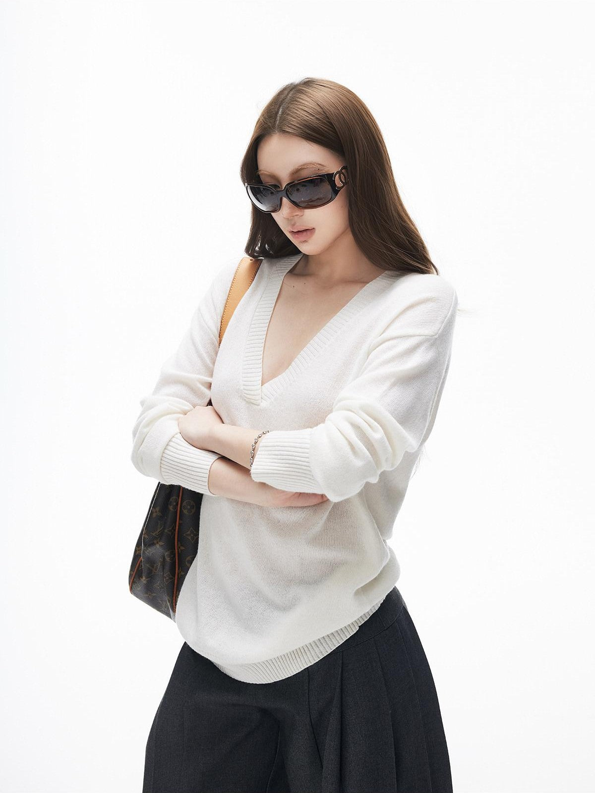 iamxiaa Two Tone V-neck Drop Shoulder Women&