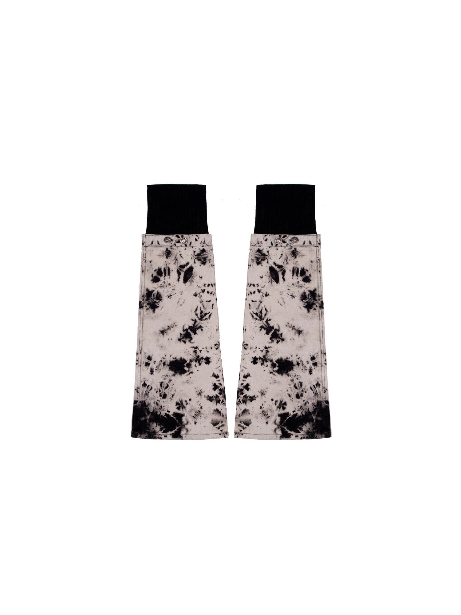 ARIADNAw Heavyweight Tie Dye Low Rise Denim Mini Skirt