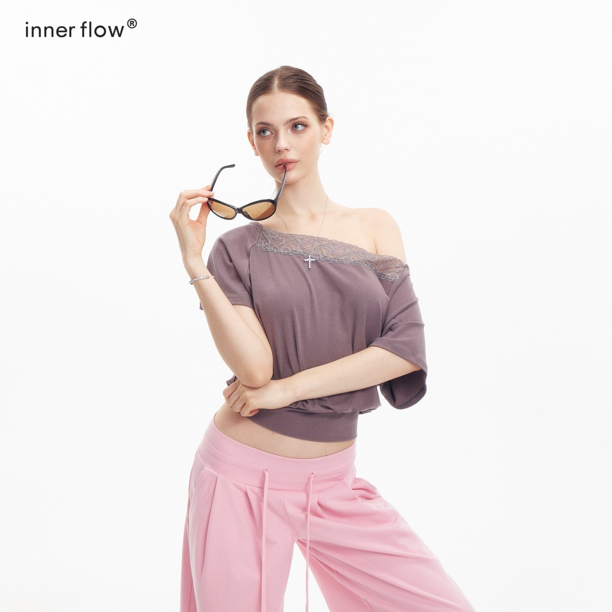 innerflow_Gray_Lace_Splice_Asymmetric_Cropped_Women&