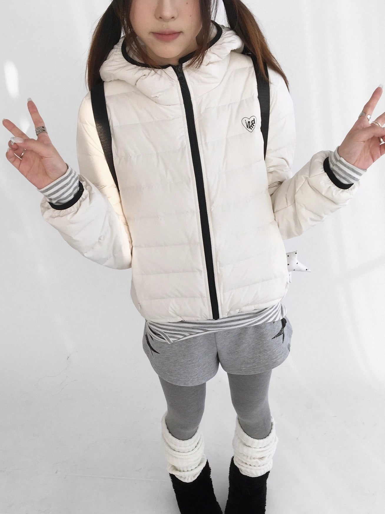 innomoood 90 Percent White Duck Down Hooded Cropped Casual Women Zip Front Down Jacket