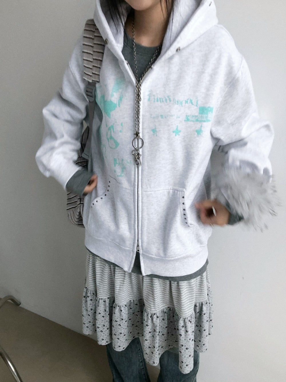 innomoood Corner Sticker Print Detachable Fur Collar Rivet Women&