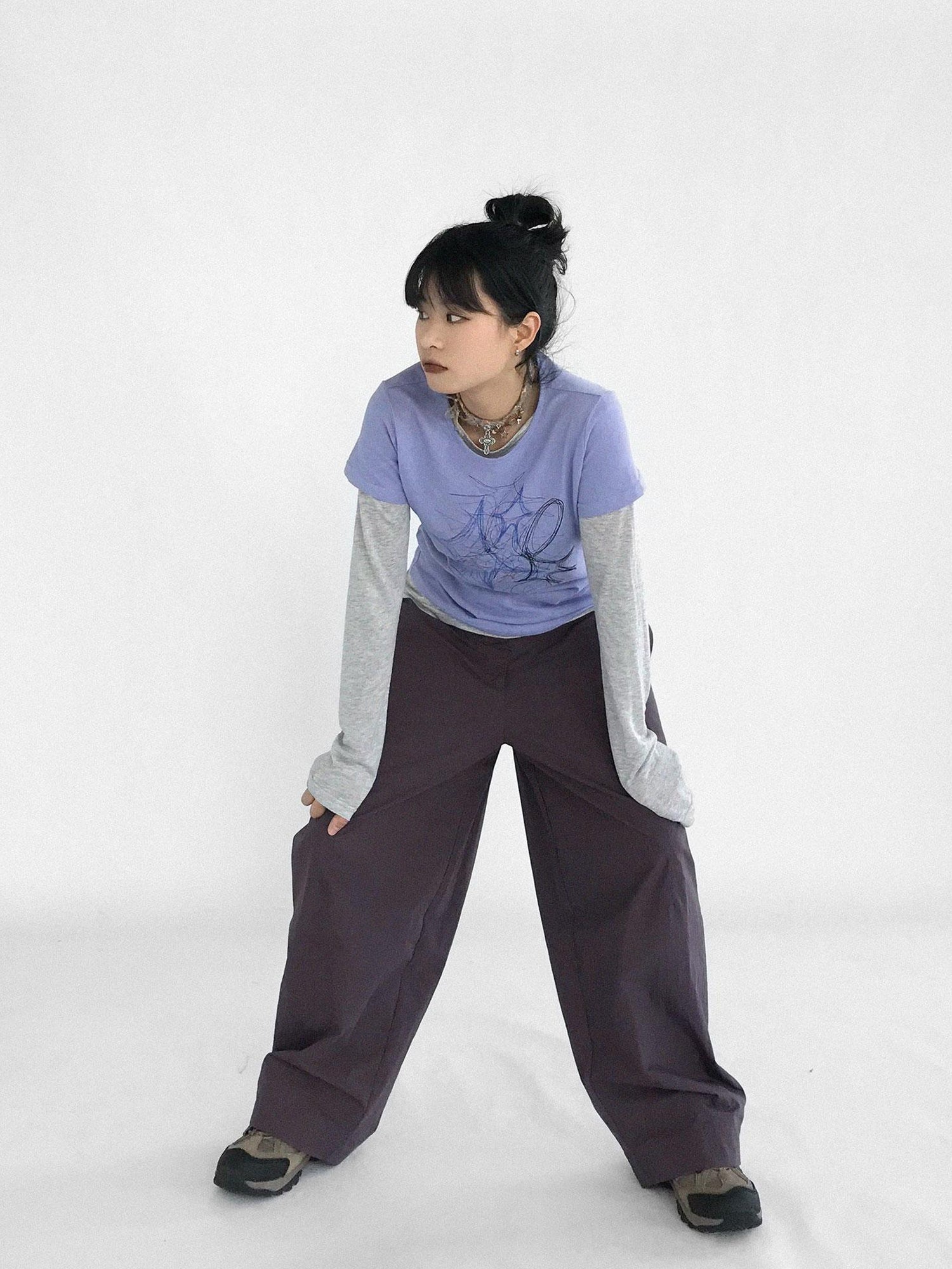 innomoood Doodle Line Graphic Tee And Long Sleeve Two Piece Set