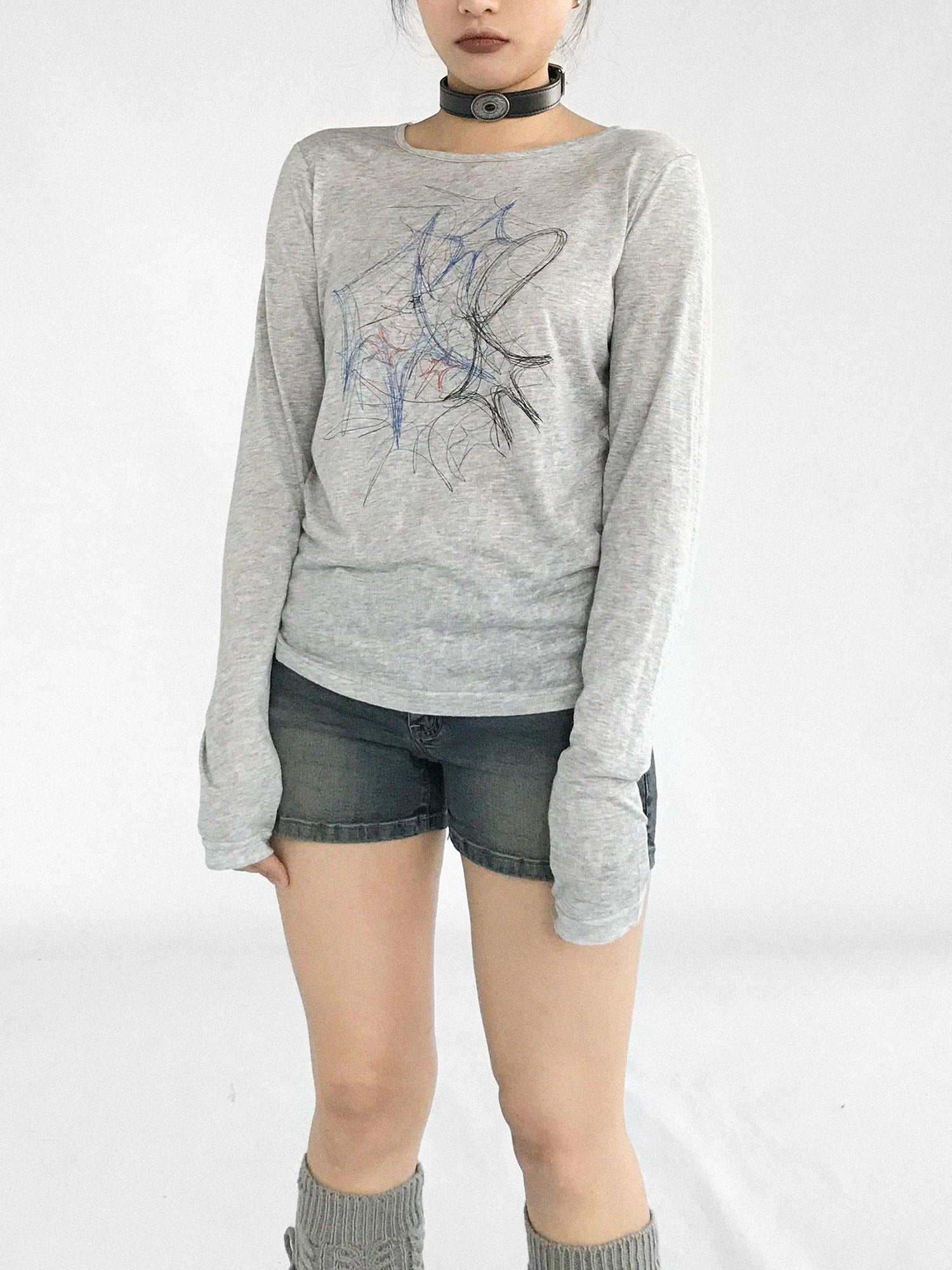 innomoood Doodle Line Graphic Tee And Long Sleeve Two Piece Set