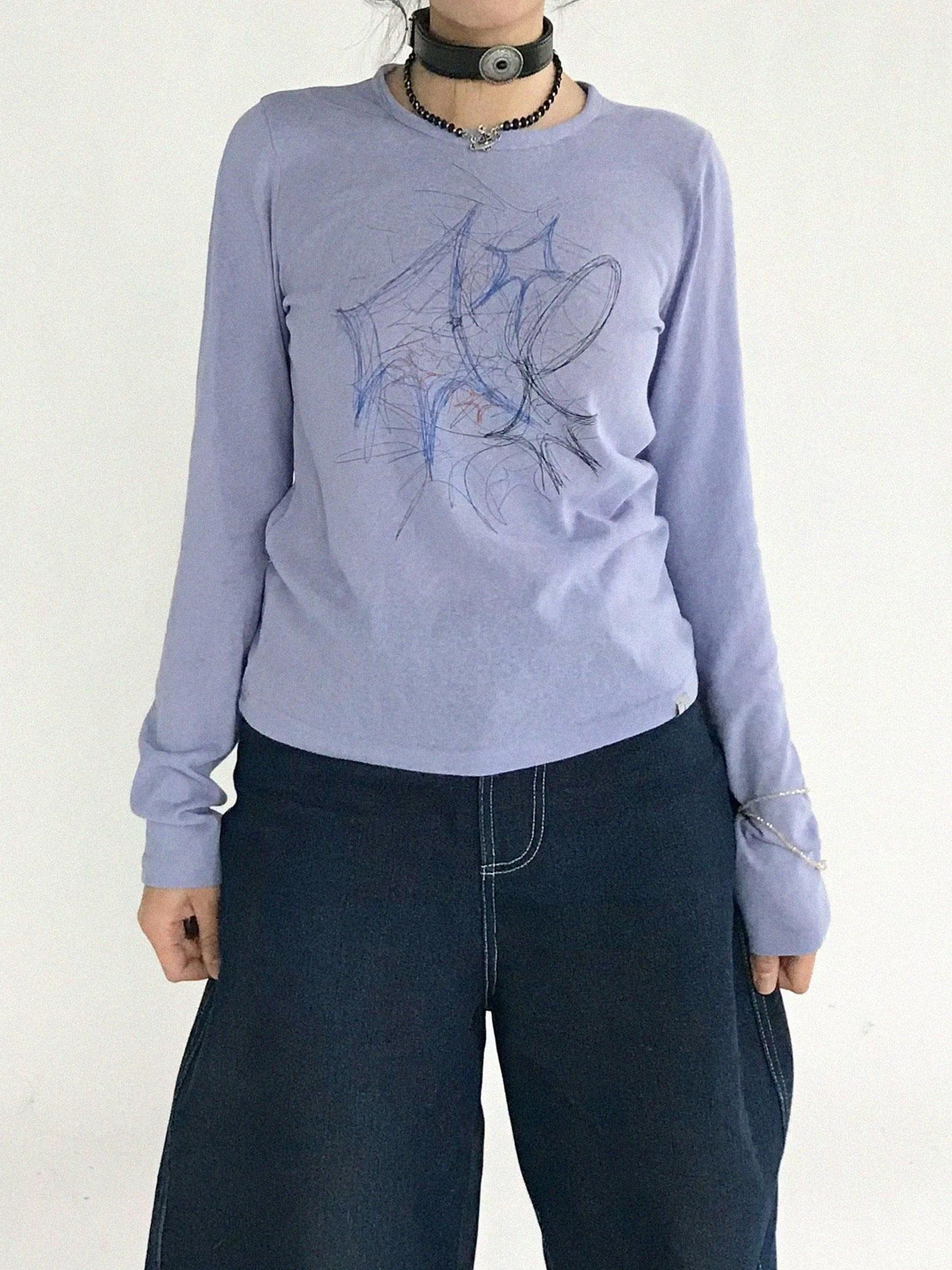 innomoood Doodle Line Graphic Tee And Long Sleeve Two Piece Set
