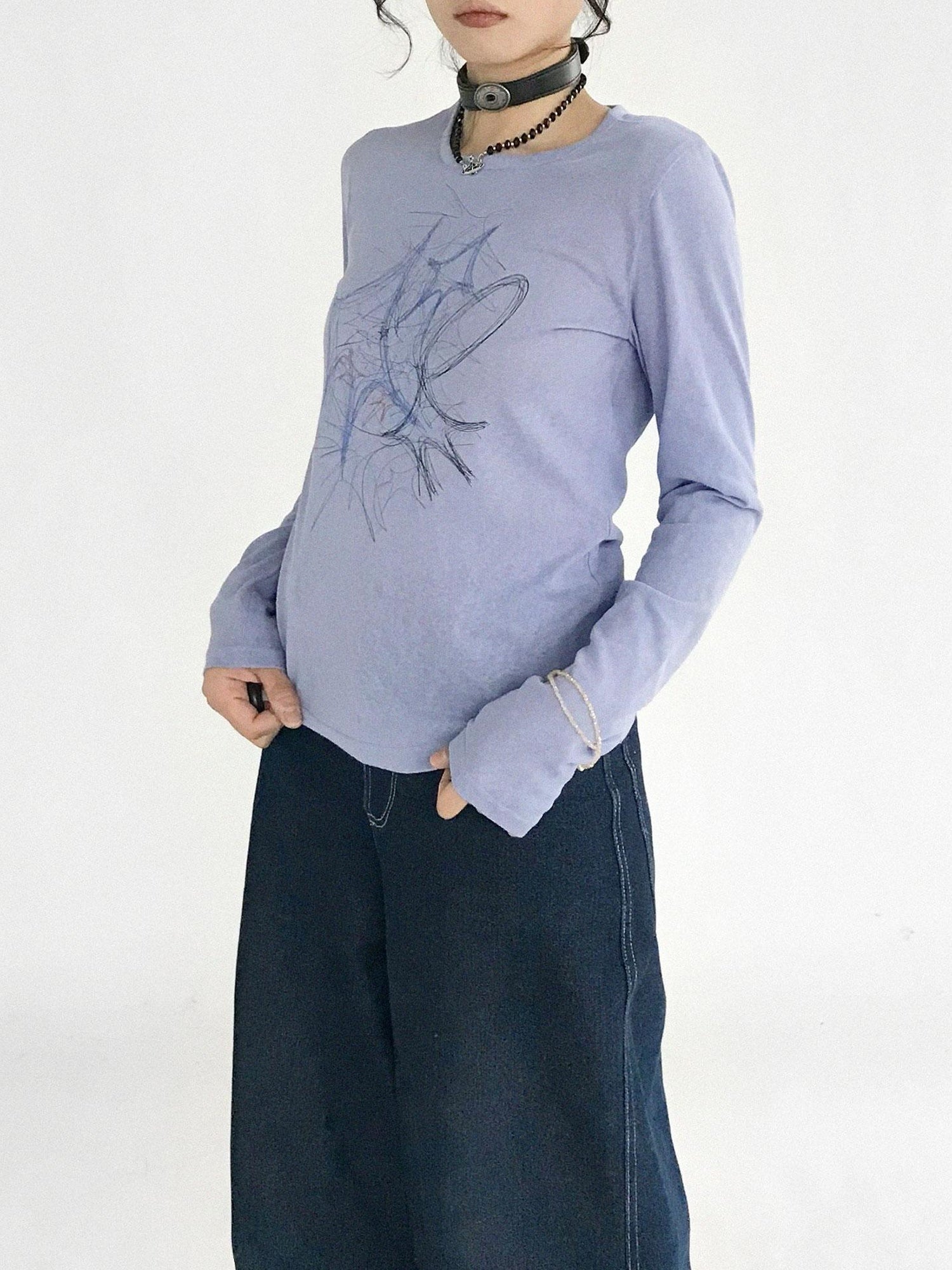 innomoood Doodle Line Graphic Tee And Long Sleeve Two Piece Set