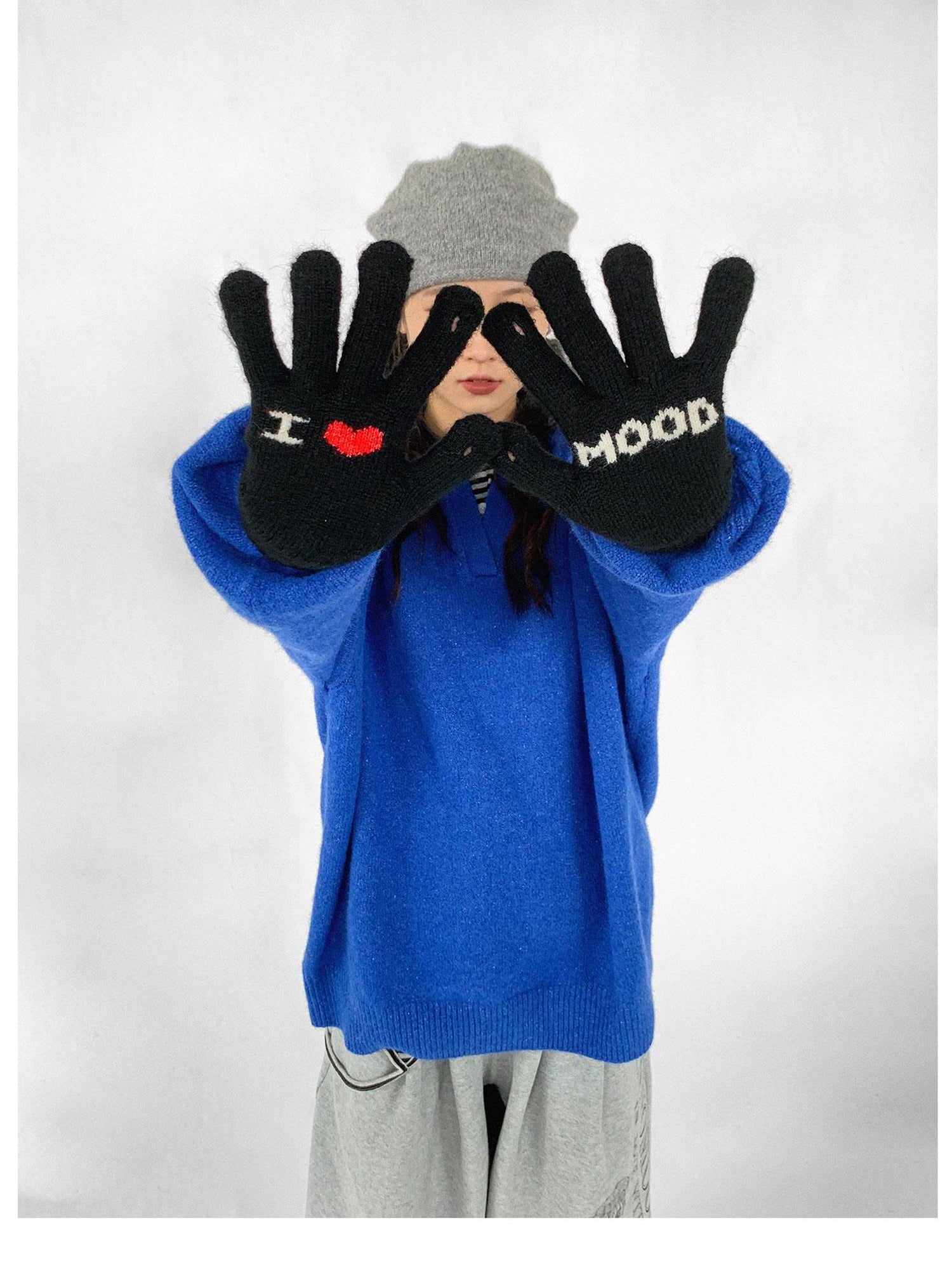 innomoood Emotional Touchscreen Wool Gloves With Heart Pattern