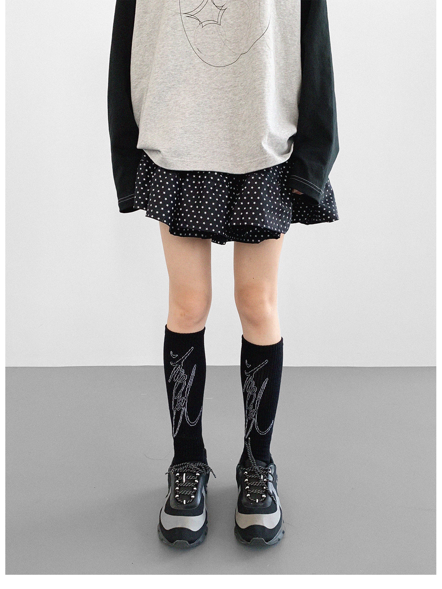innomoood Handwritten Line Pattern Socks