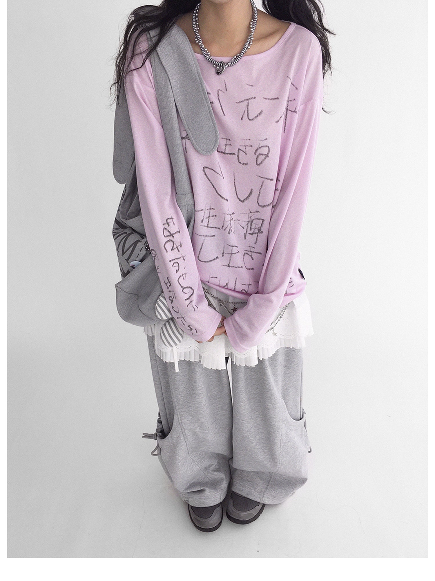innomoood Japanese Script Handwritten Print Long Sleeve T-shirt Sheer Sun Protection Cover Up Top V-neck
