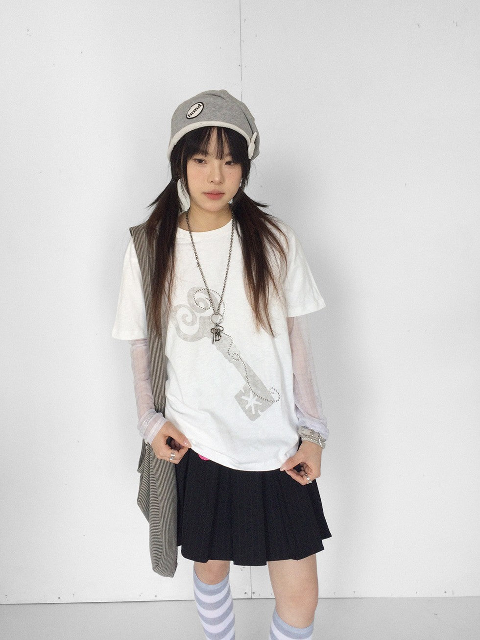 innomoood Key Print Metallic Foil Round Neck Women&