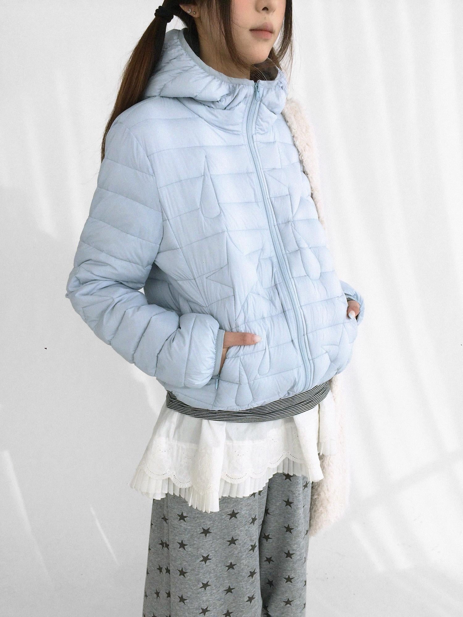 innomoood Lightweight 90 Fill White Duck Down Straight Hooded Short Women Down Jacket