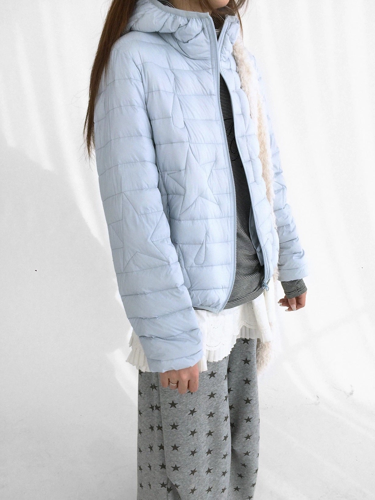 innomoood Lightweight 90 Fill White Duck Down Straight Hooded Short Women Down Jacket